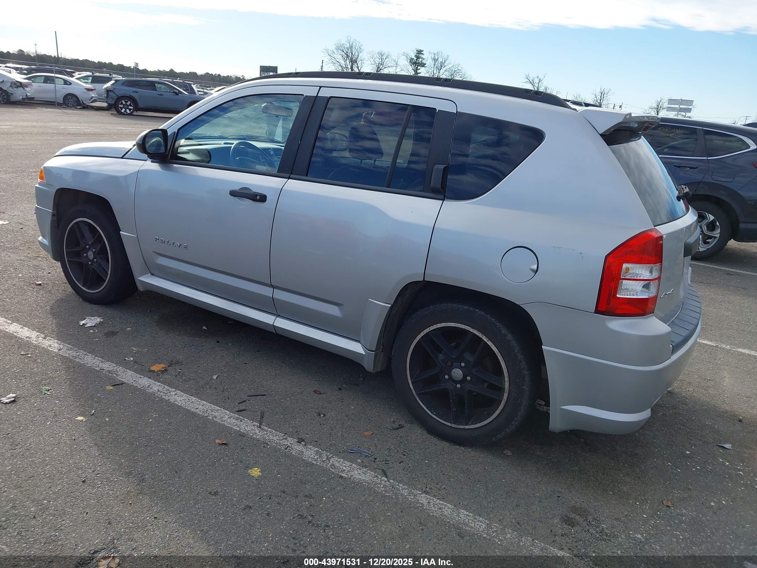 JEEP COMPASS image 3