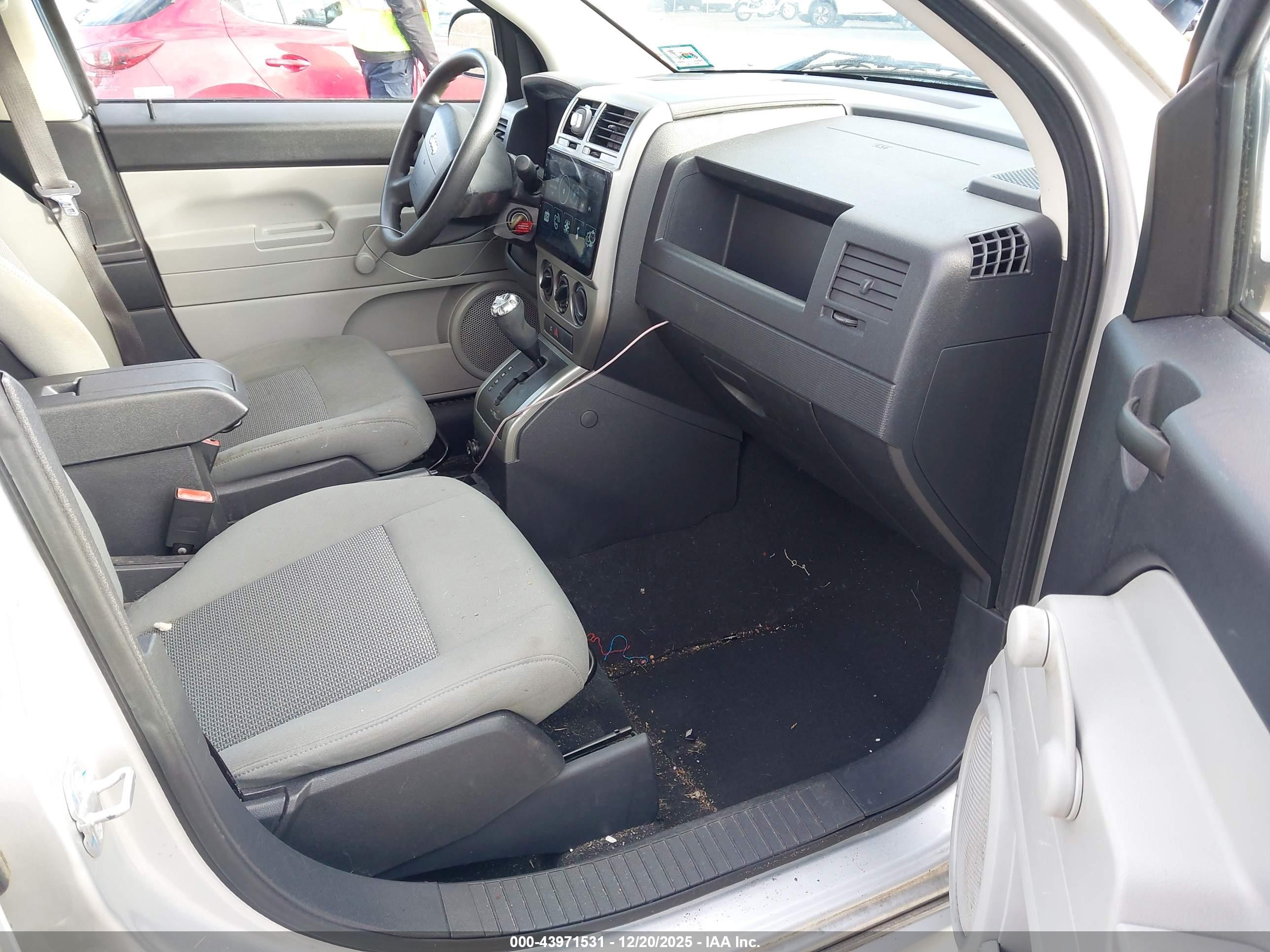JEEP COMPASS image 5