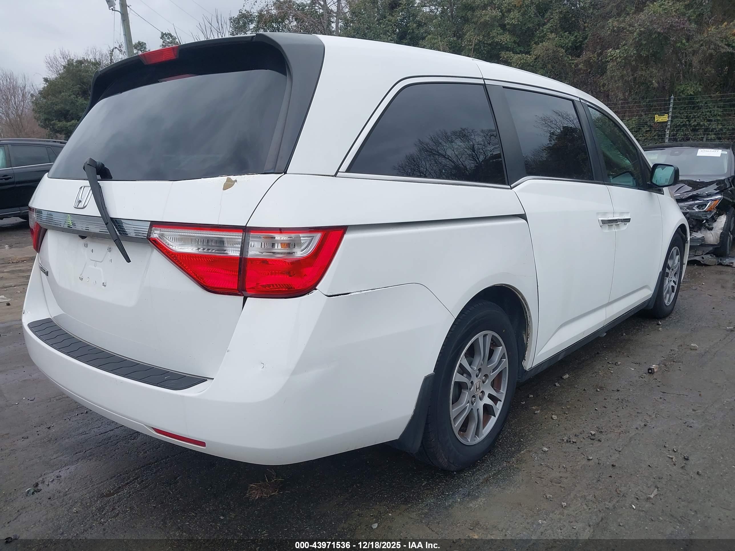 HONDA ODYSSEY image 4