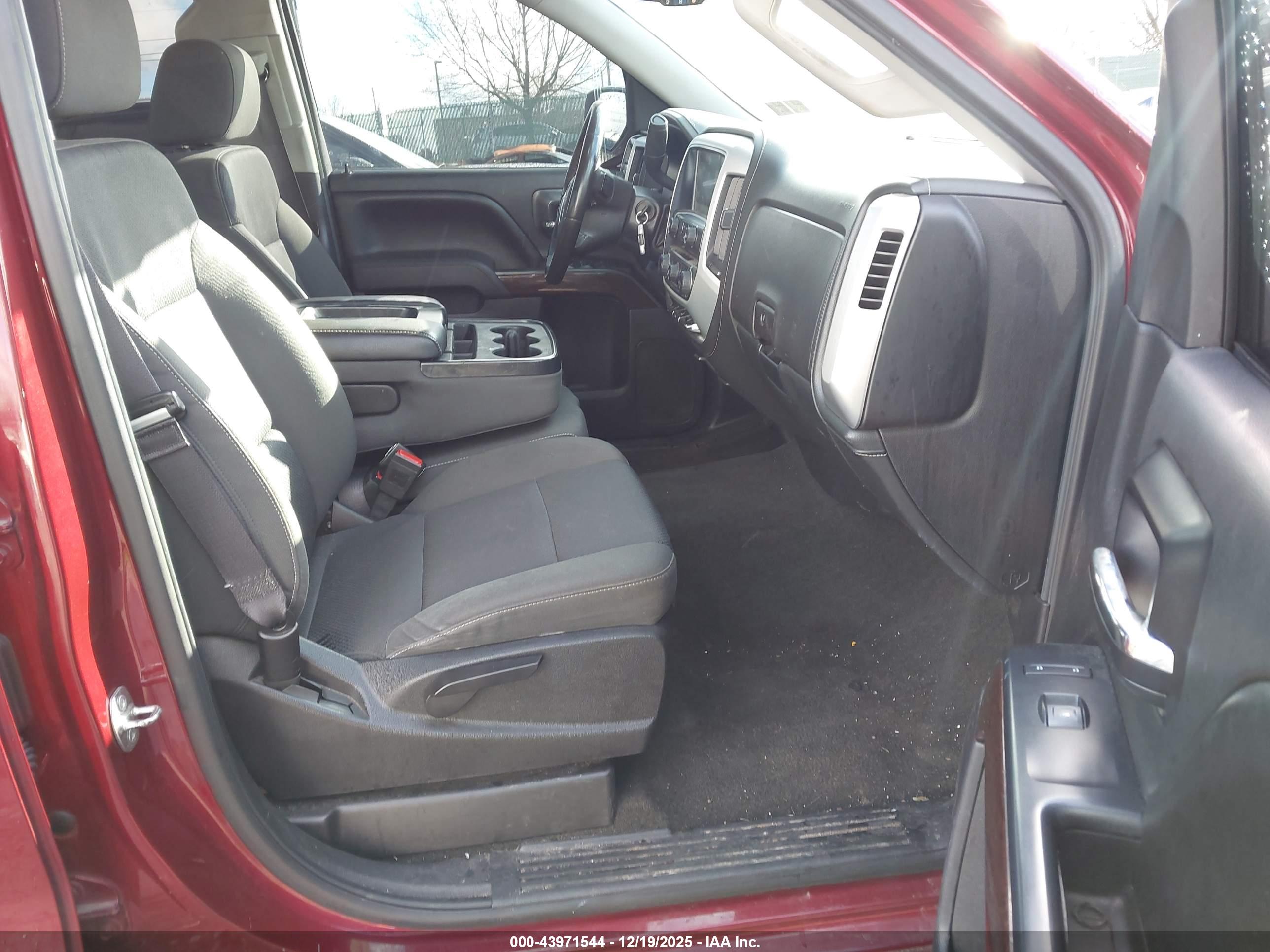 GMC SIERRA image 5