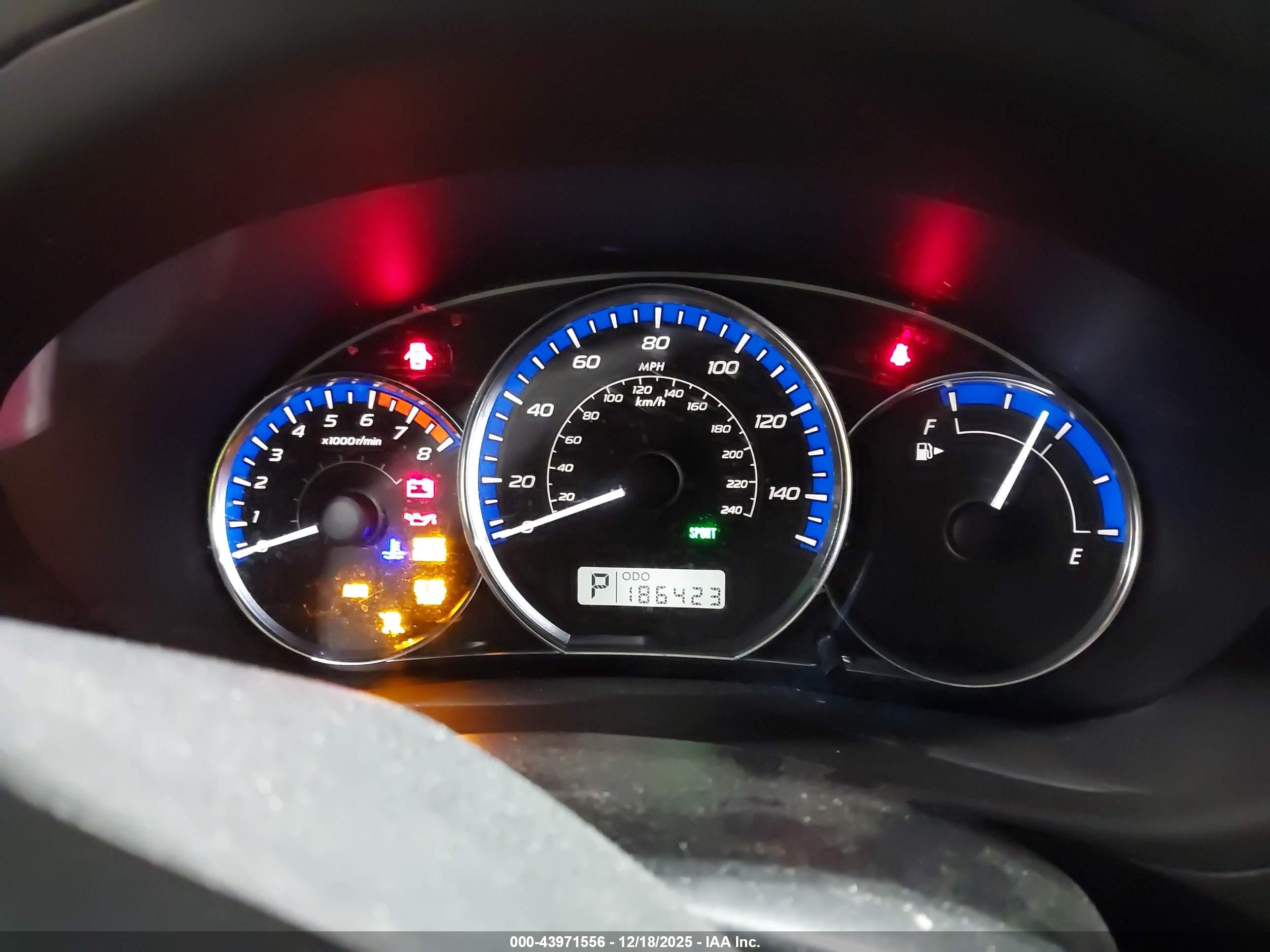SUBARU FORESTER image 7
