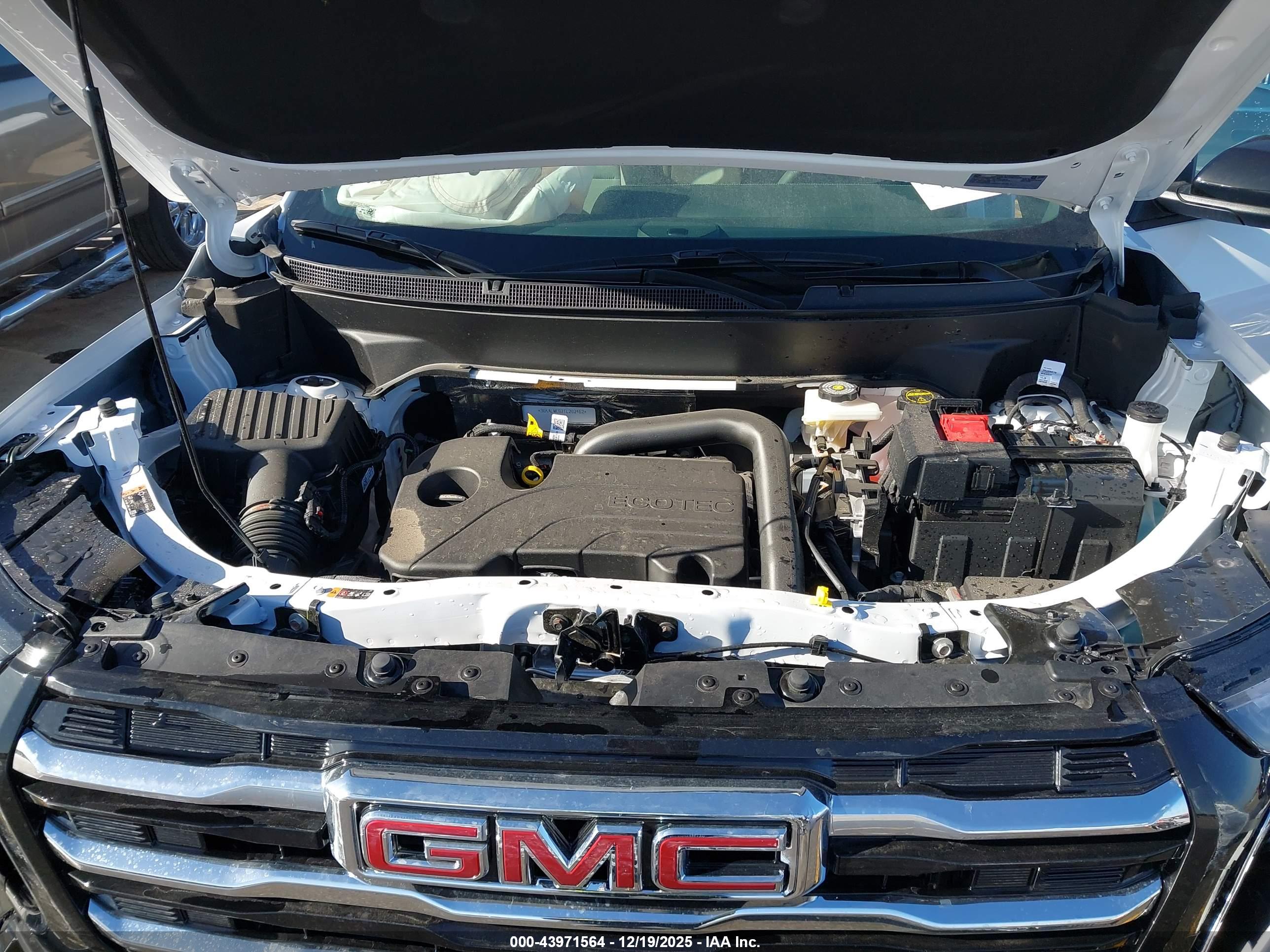 GMC TERRAIN image 10