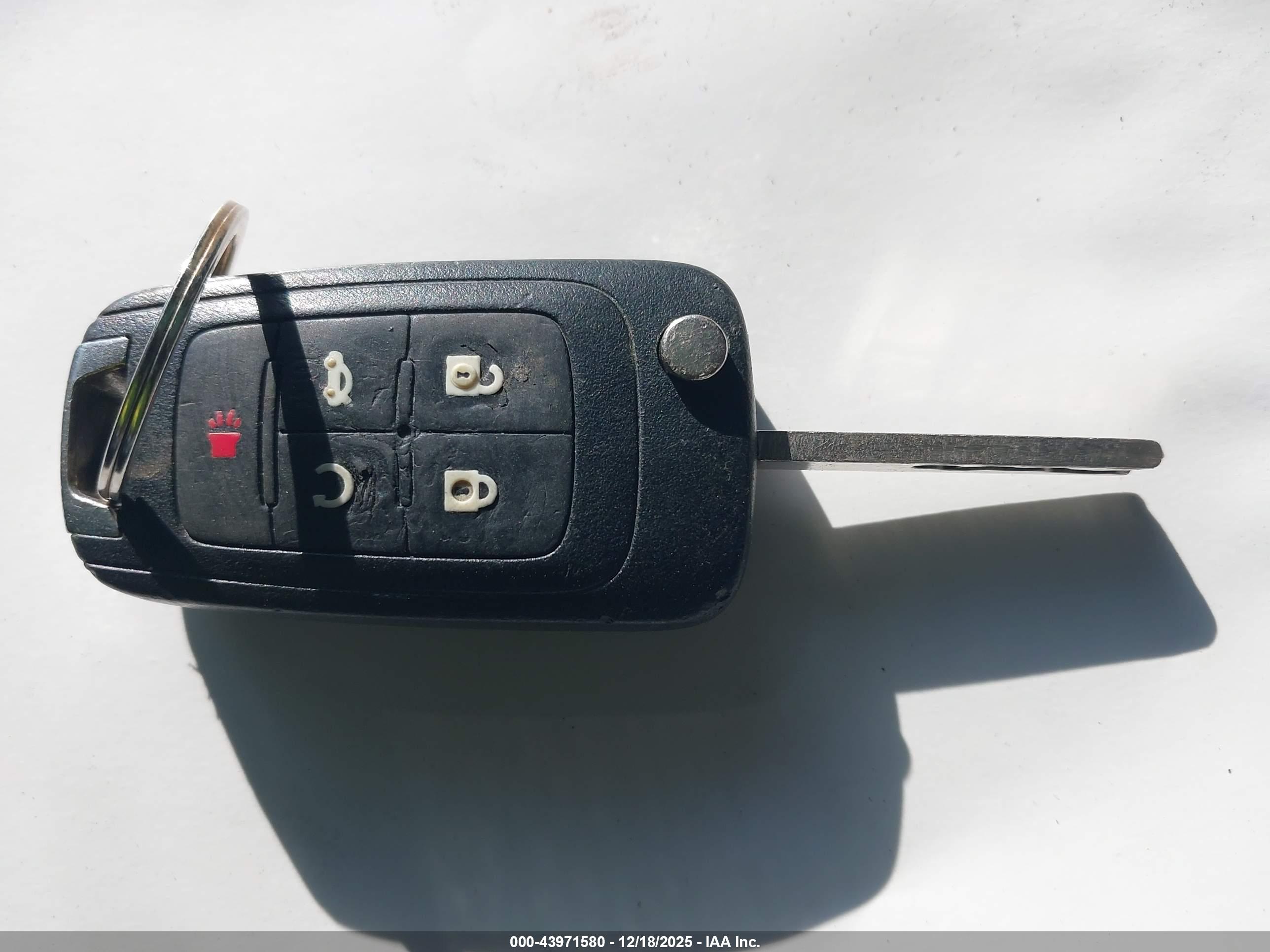 CHEVROLET EQUINOX image 11