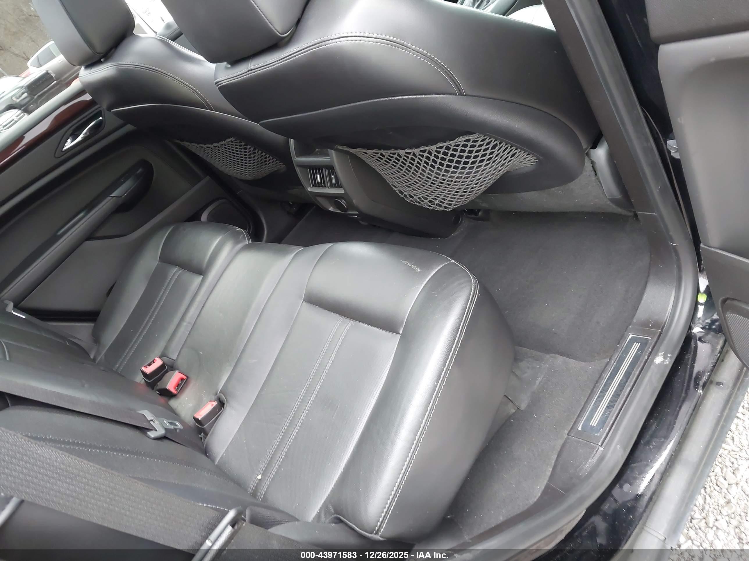 CADILLAC SRX image 8