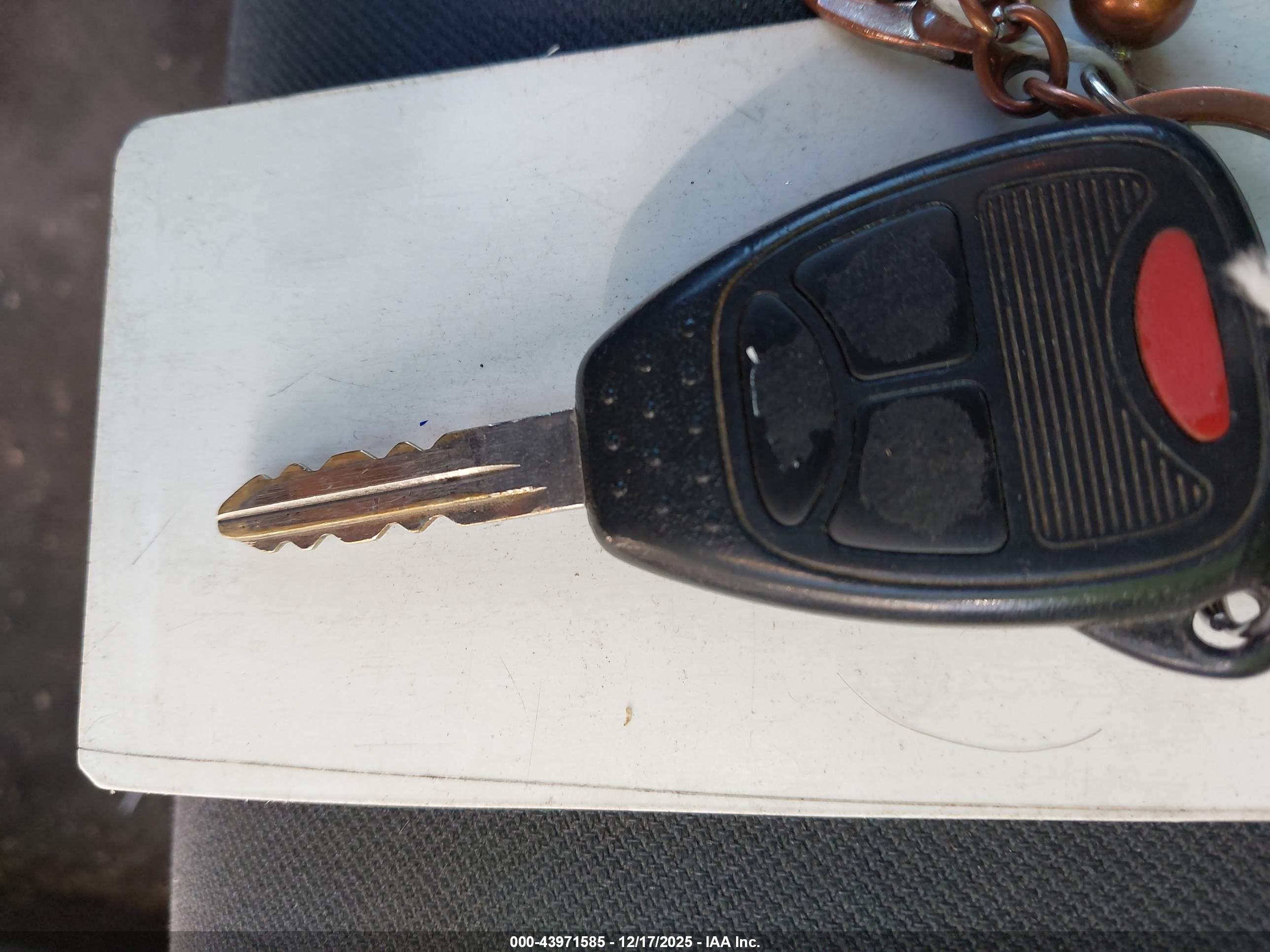 JEEP LIBERTY image 11