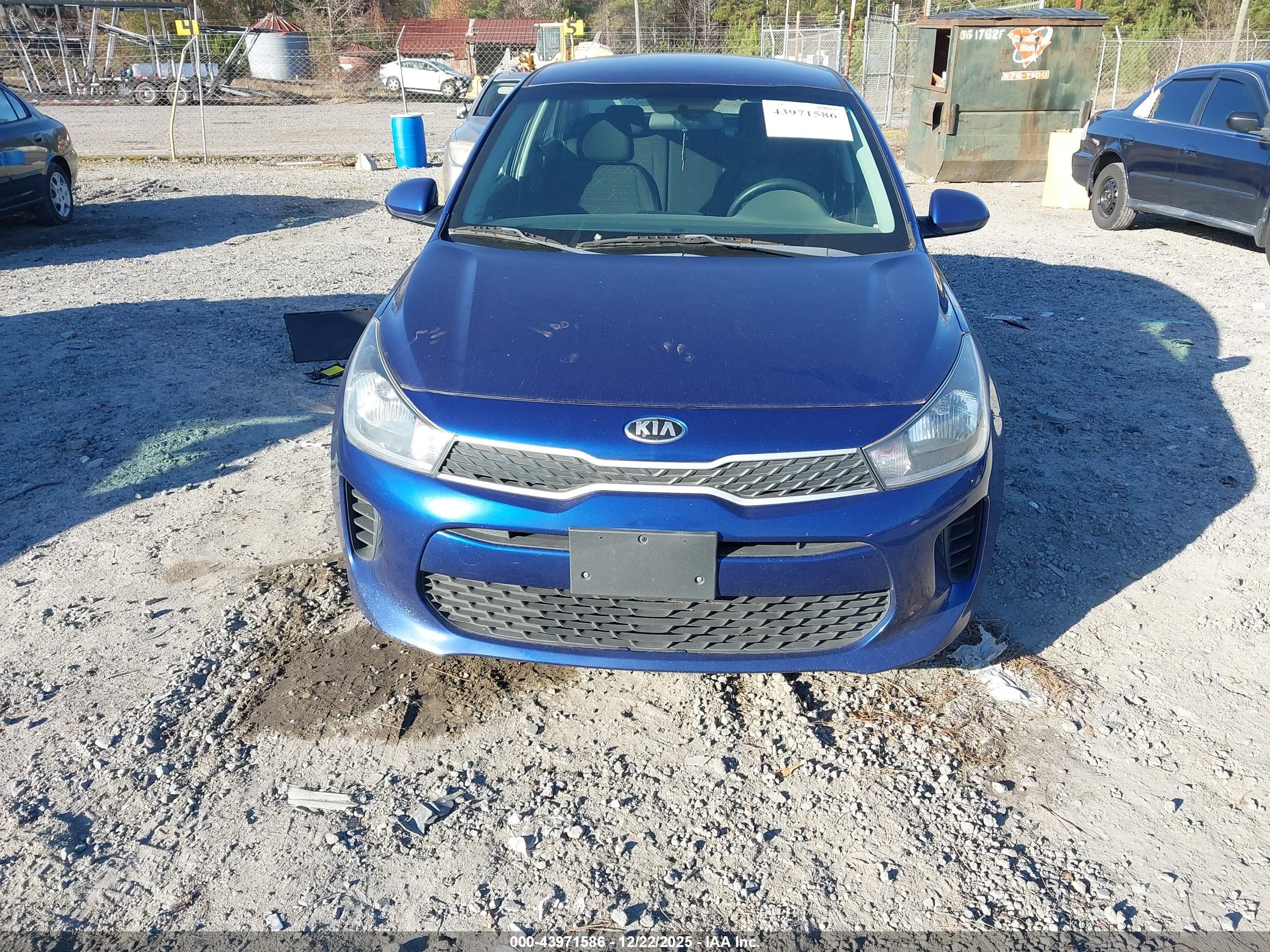 KIA RIO image 6
