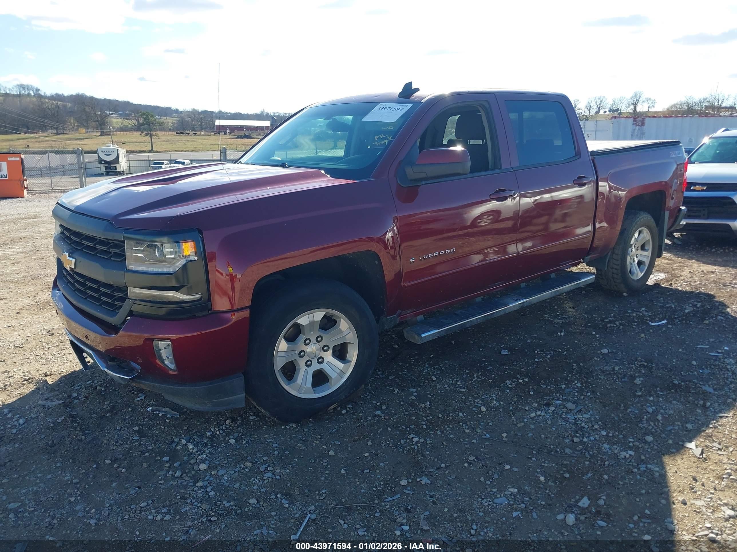 CHEVROLET SILVERADO image 2