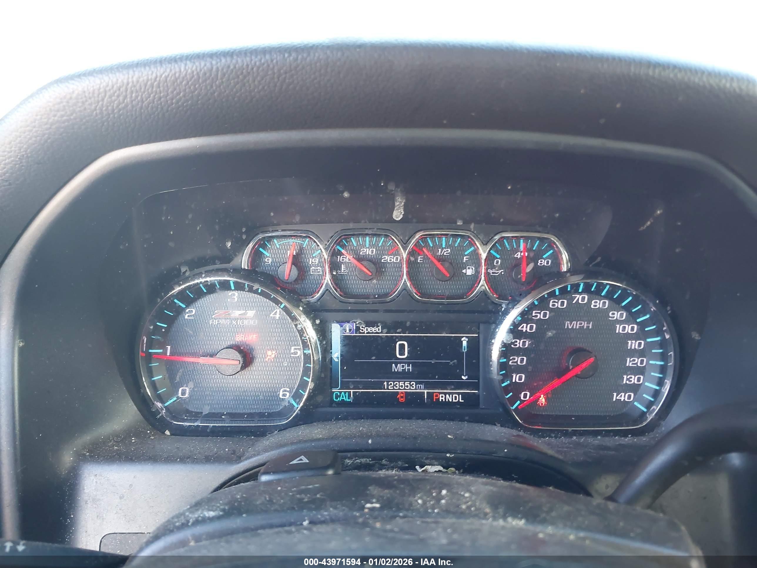 CHEVROLET SILVERADO image 7