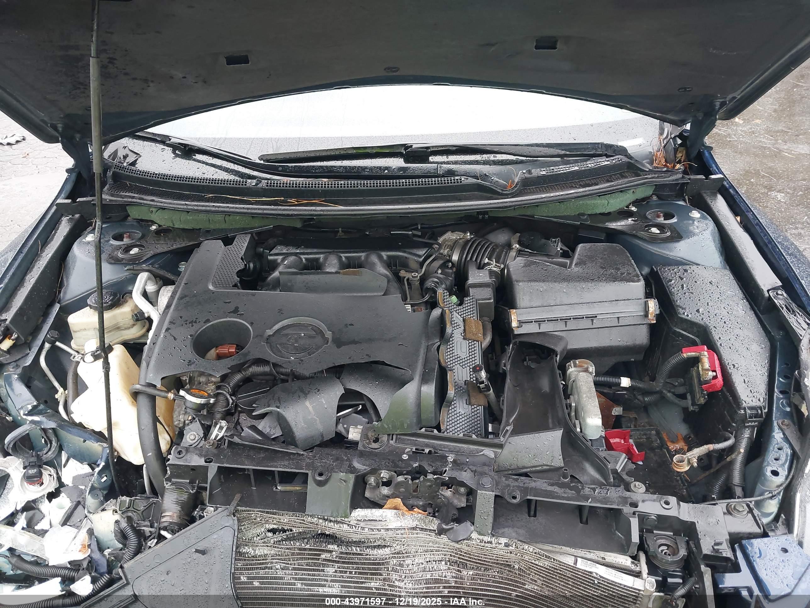 NISSAN ALTIMA image 10