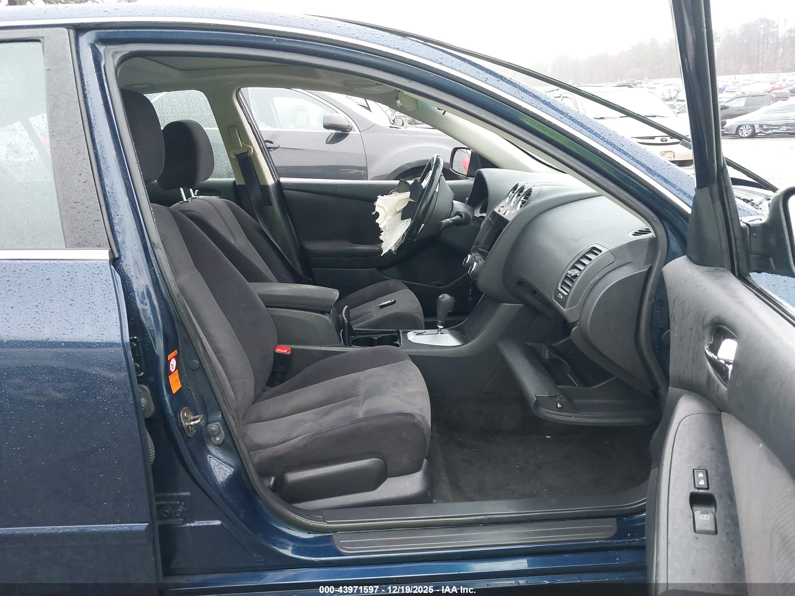 NISSAN ALTIMA image 5