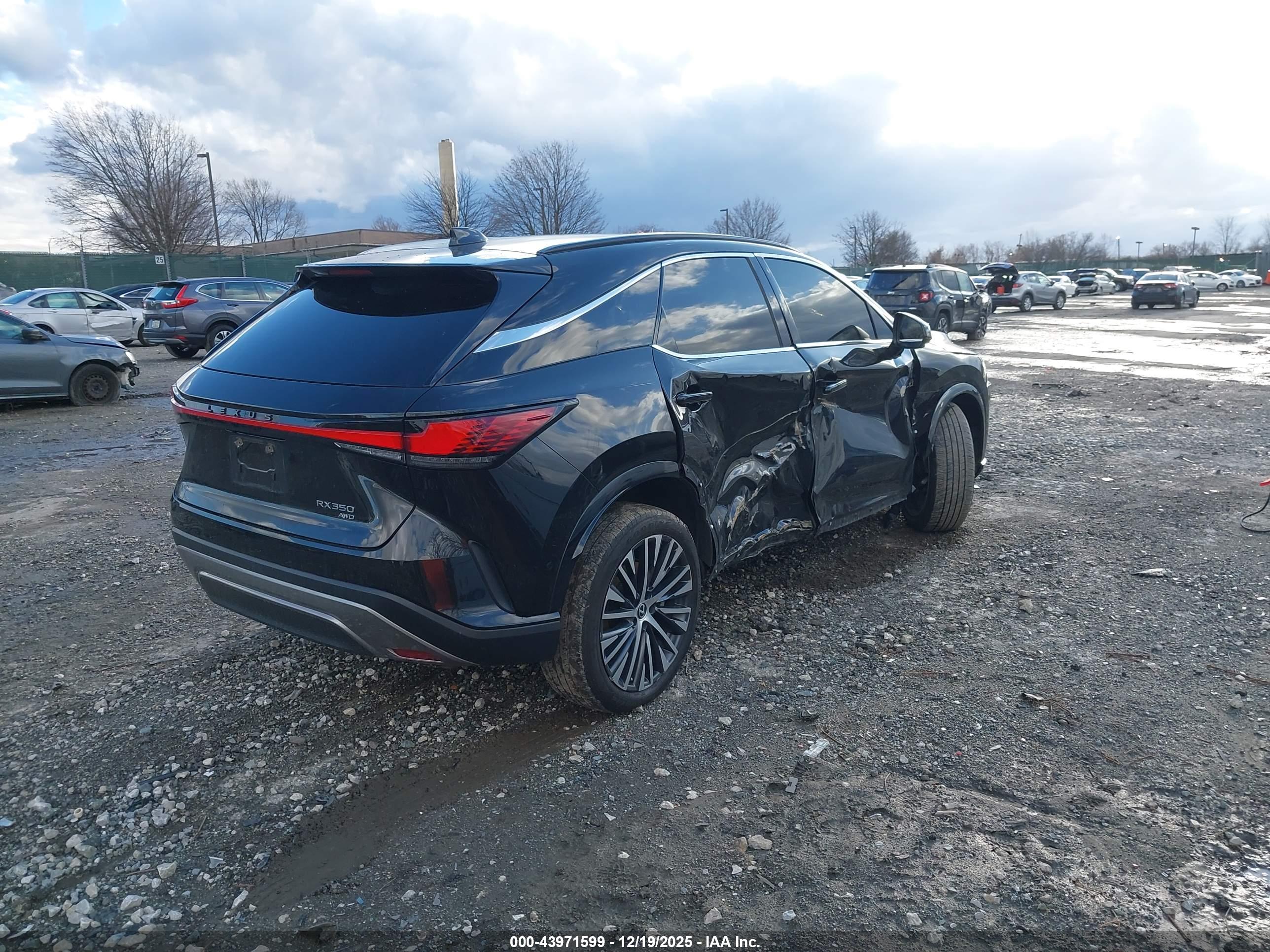LEXUS RX image 4