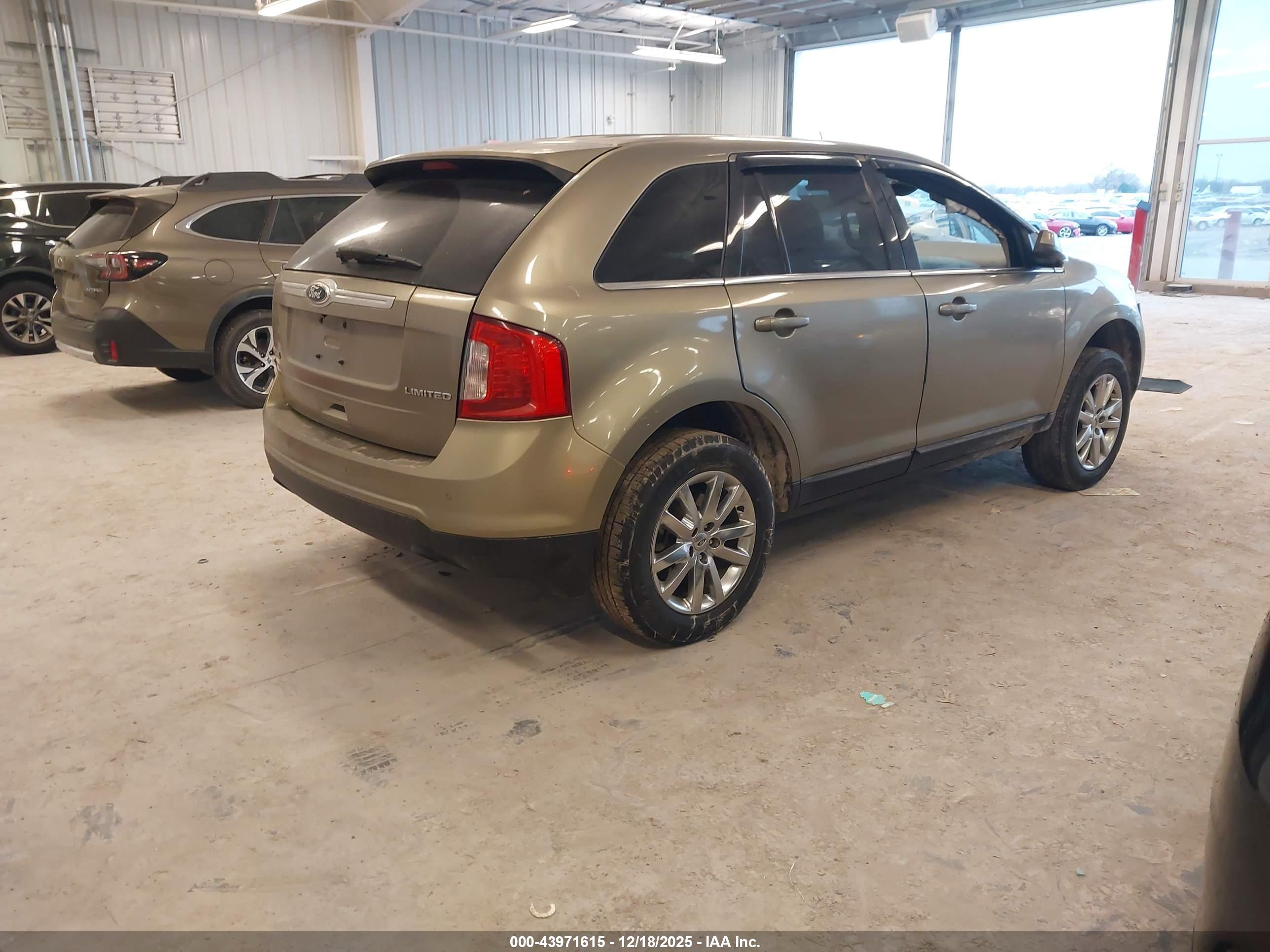 FORD EDGE image 4