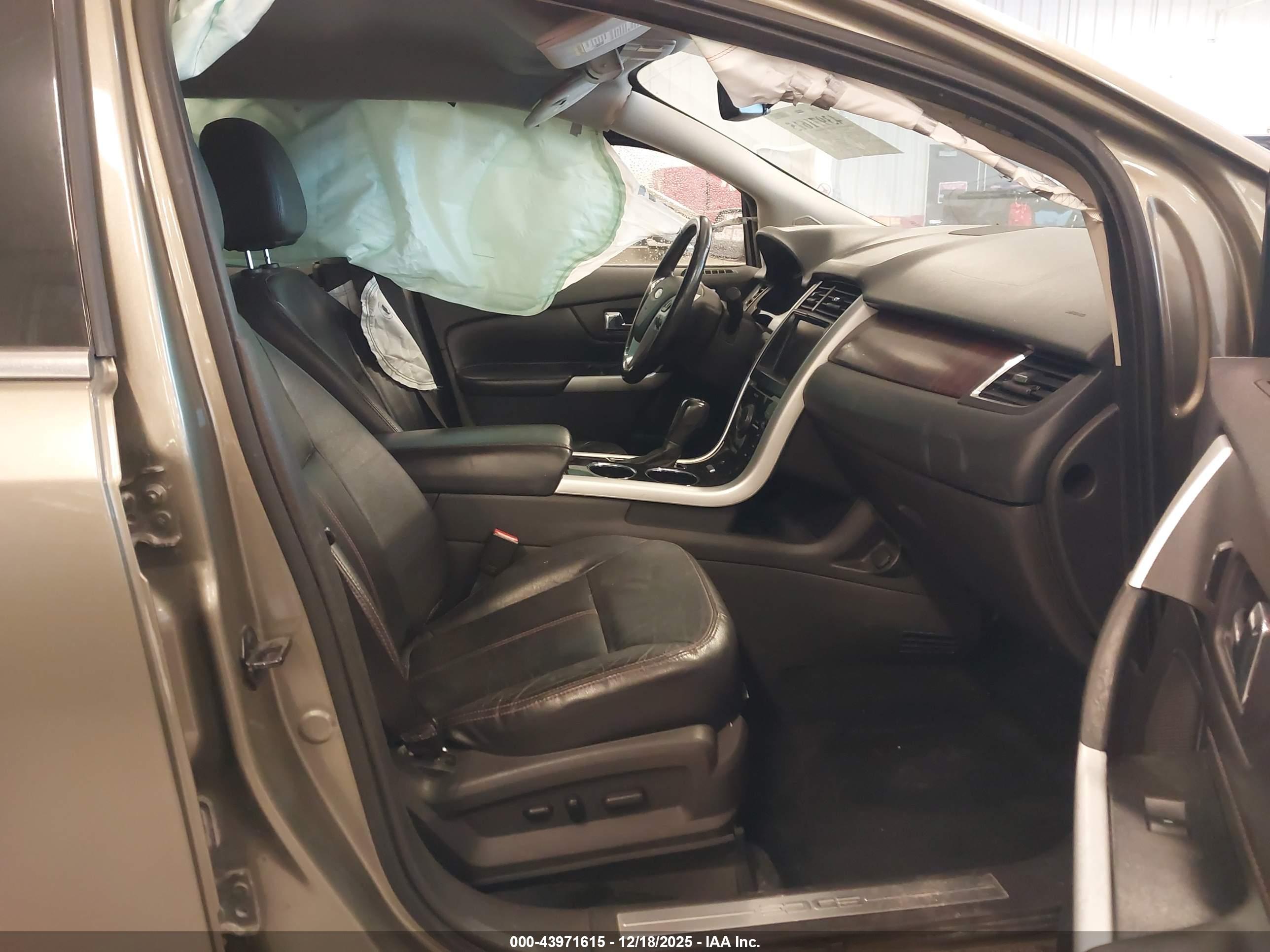 FORD EDGE image 5