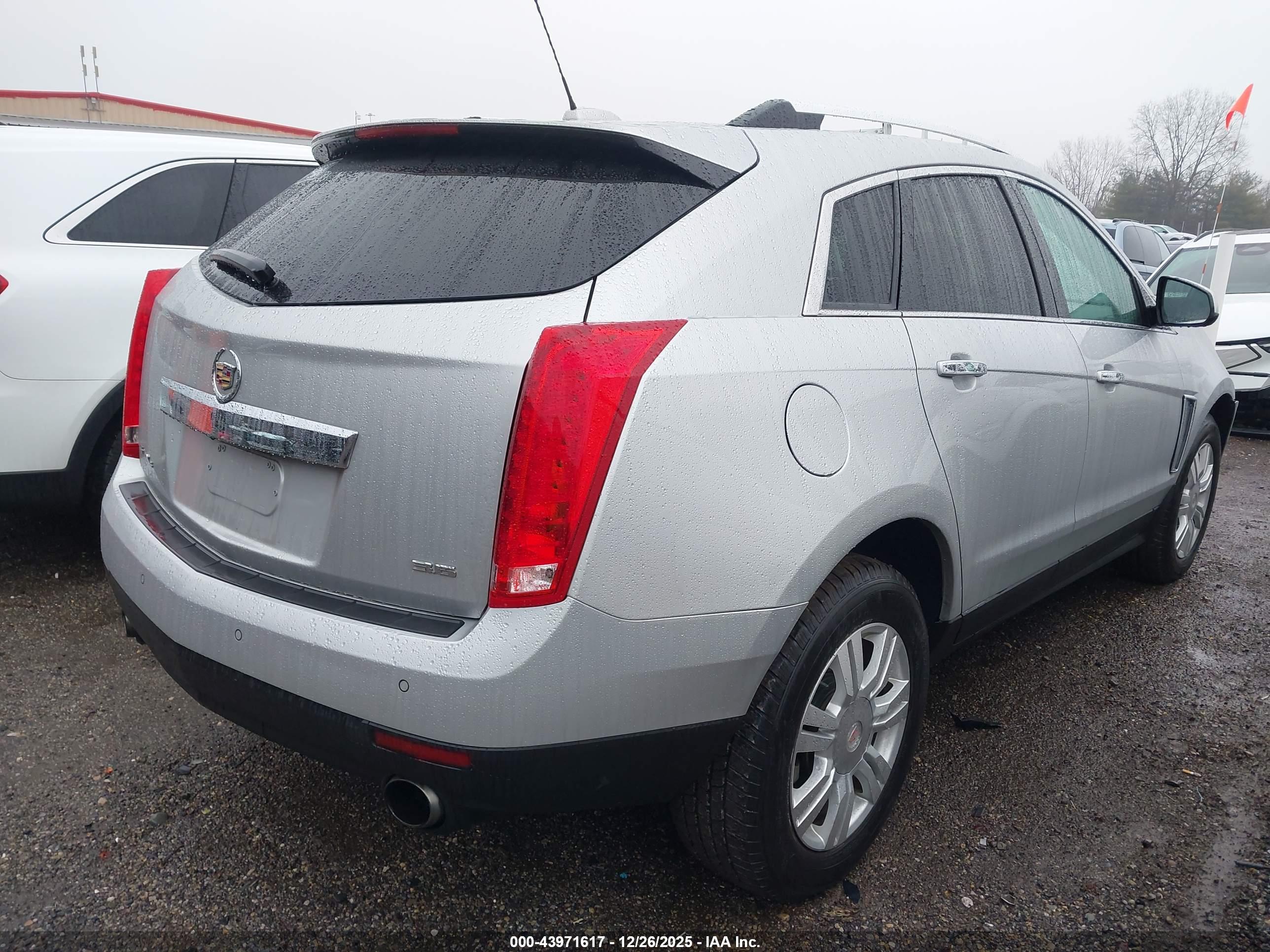 CADILLAC SRX image 4