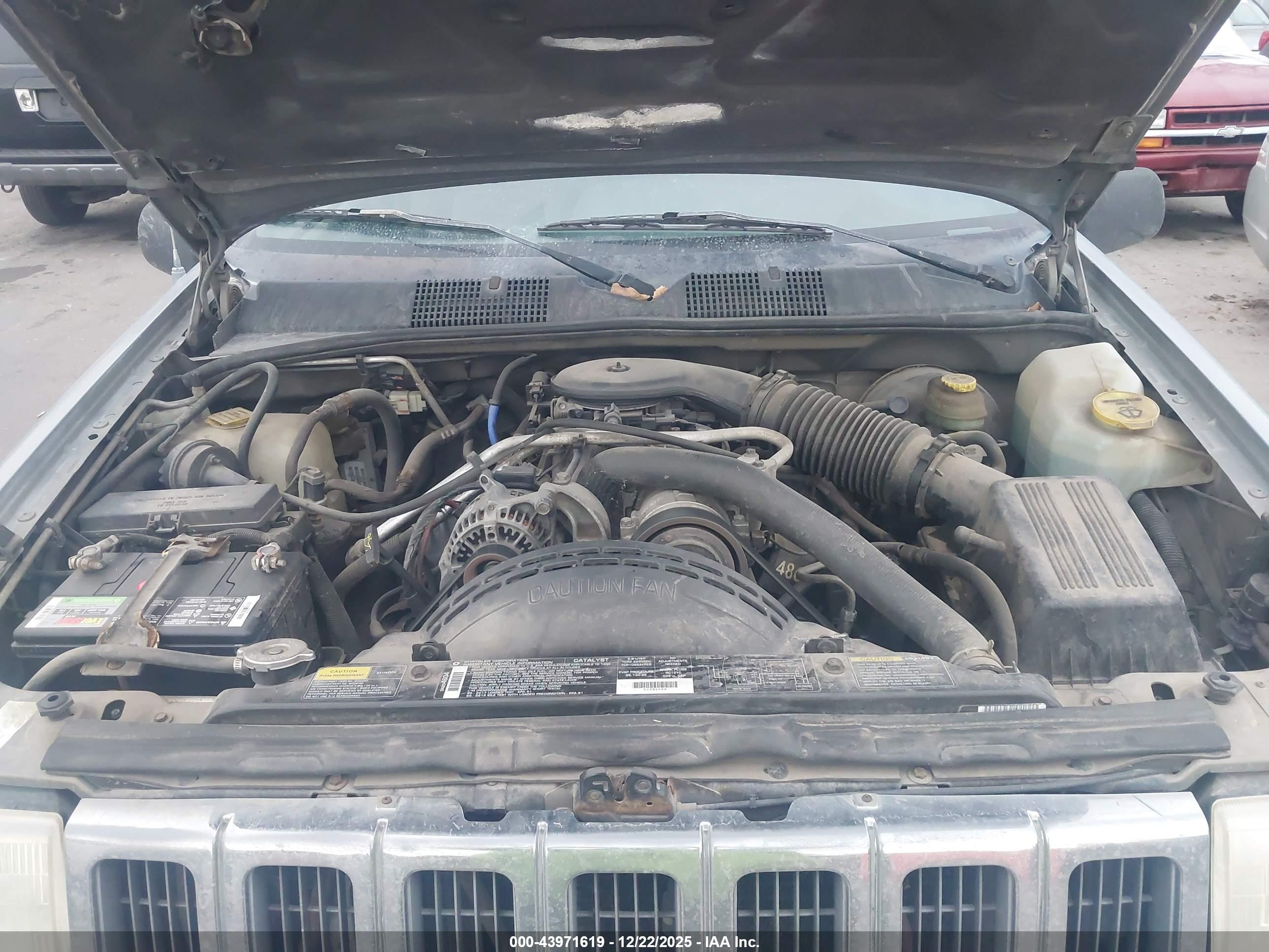 JEEP GRAND image 10