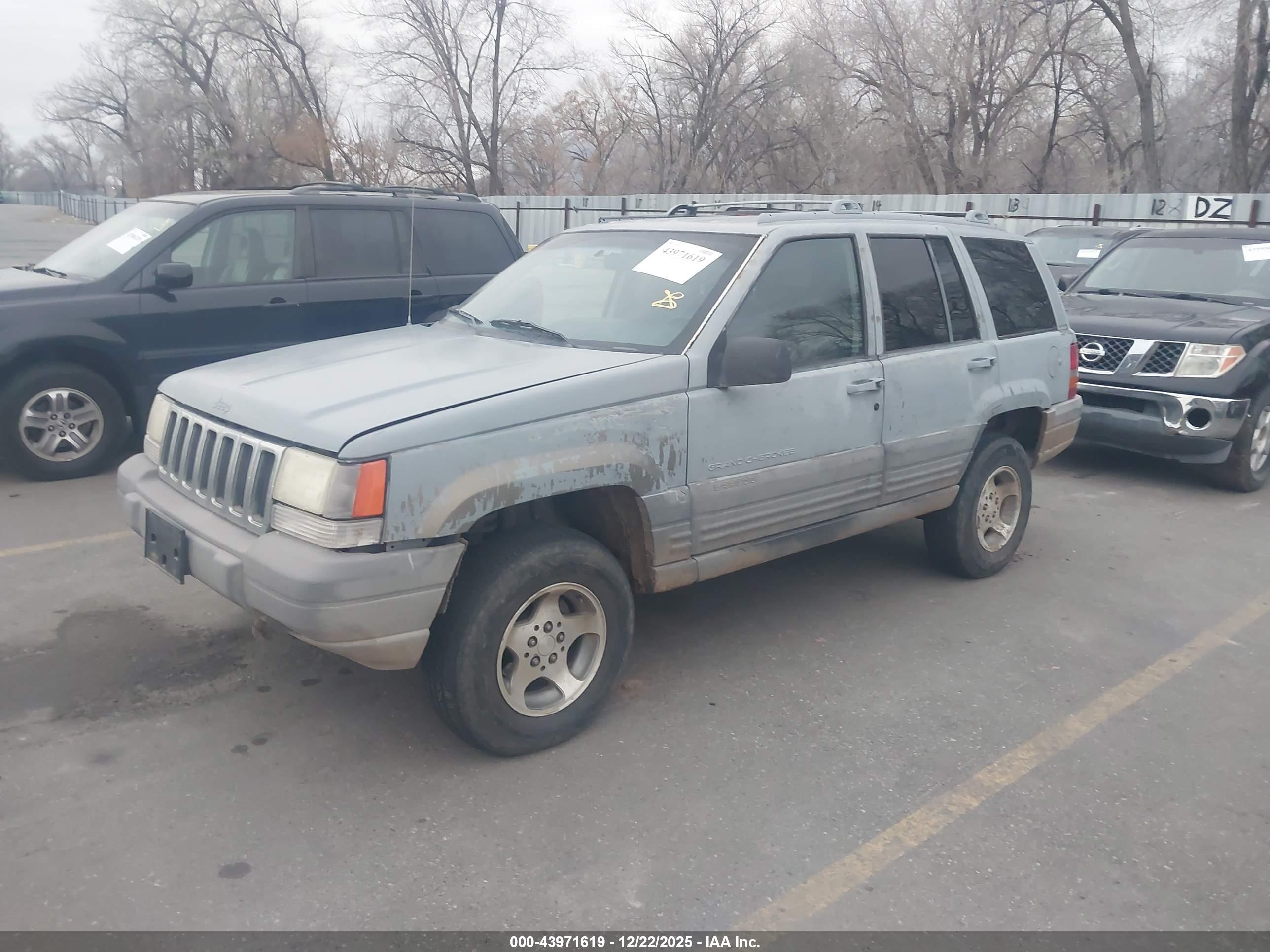 JEEP GRAND image 2