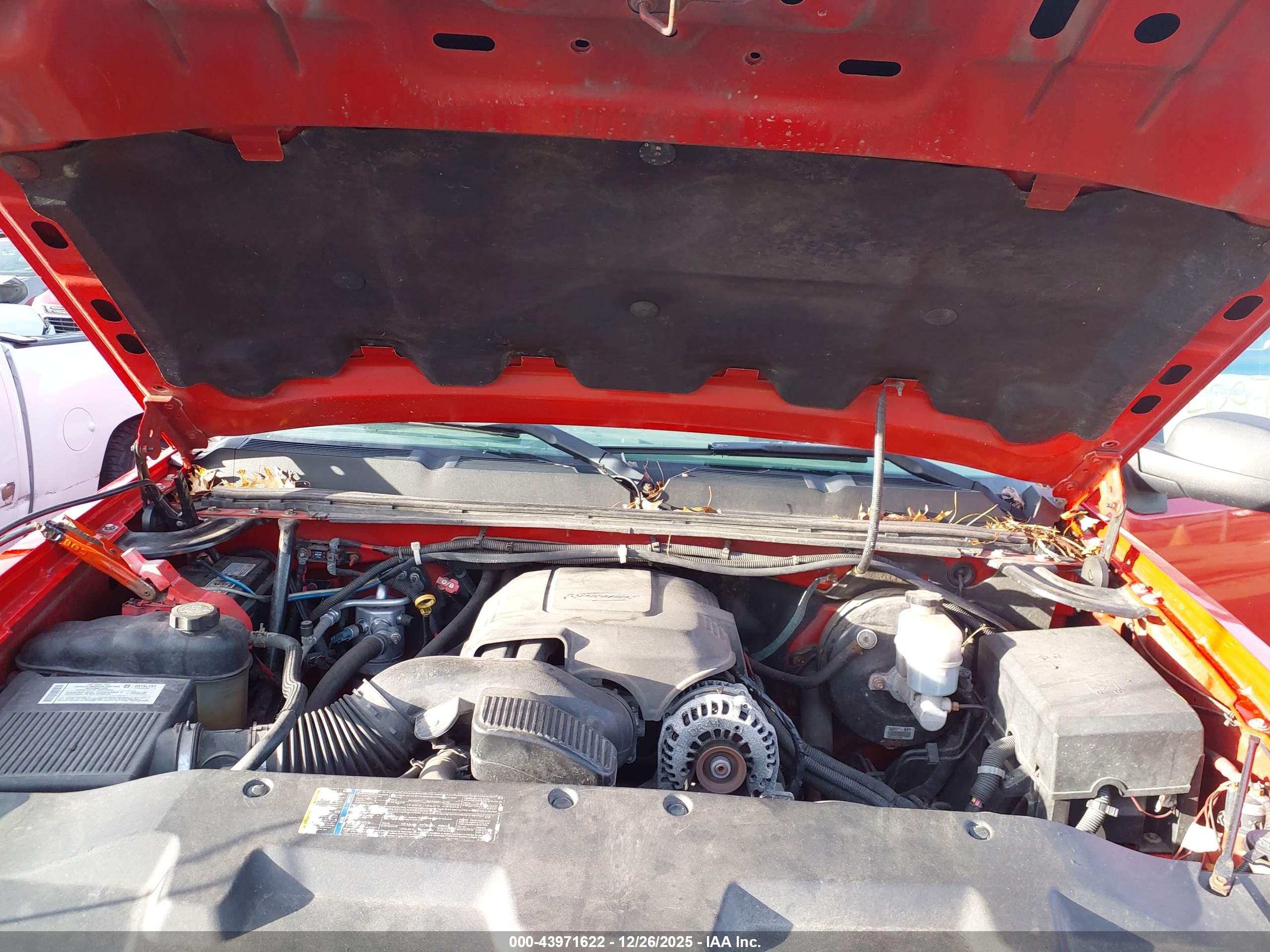 CHEVROLET SILVERADO image 10
