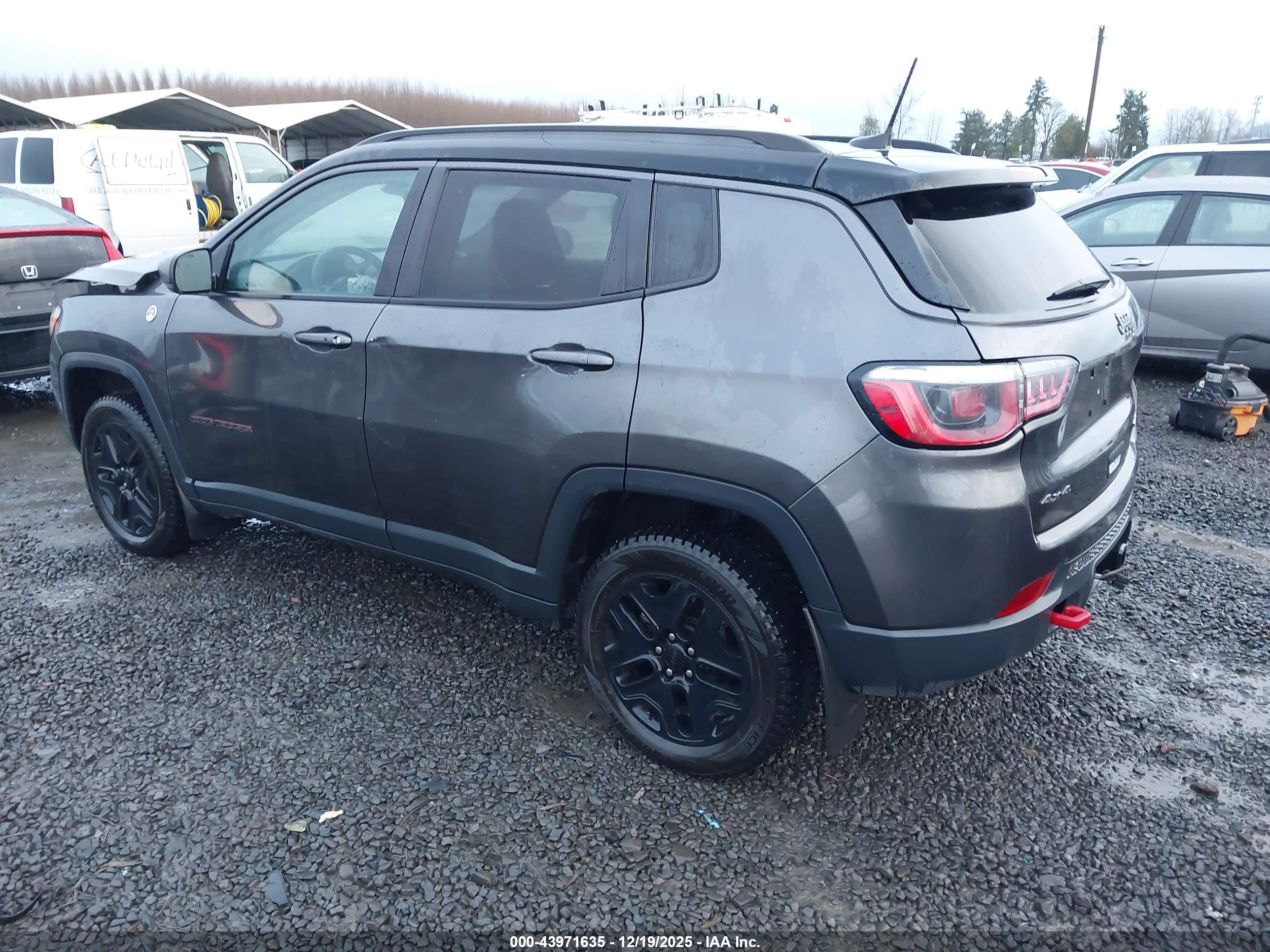 JEEP COMPASS image 3