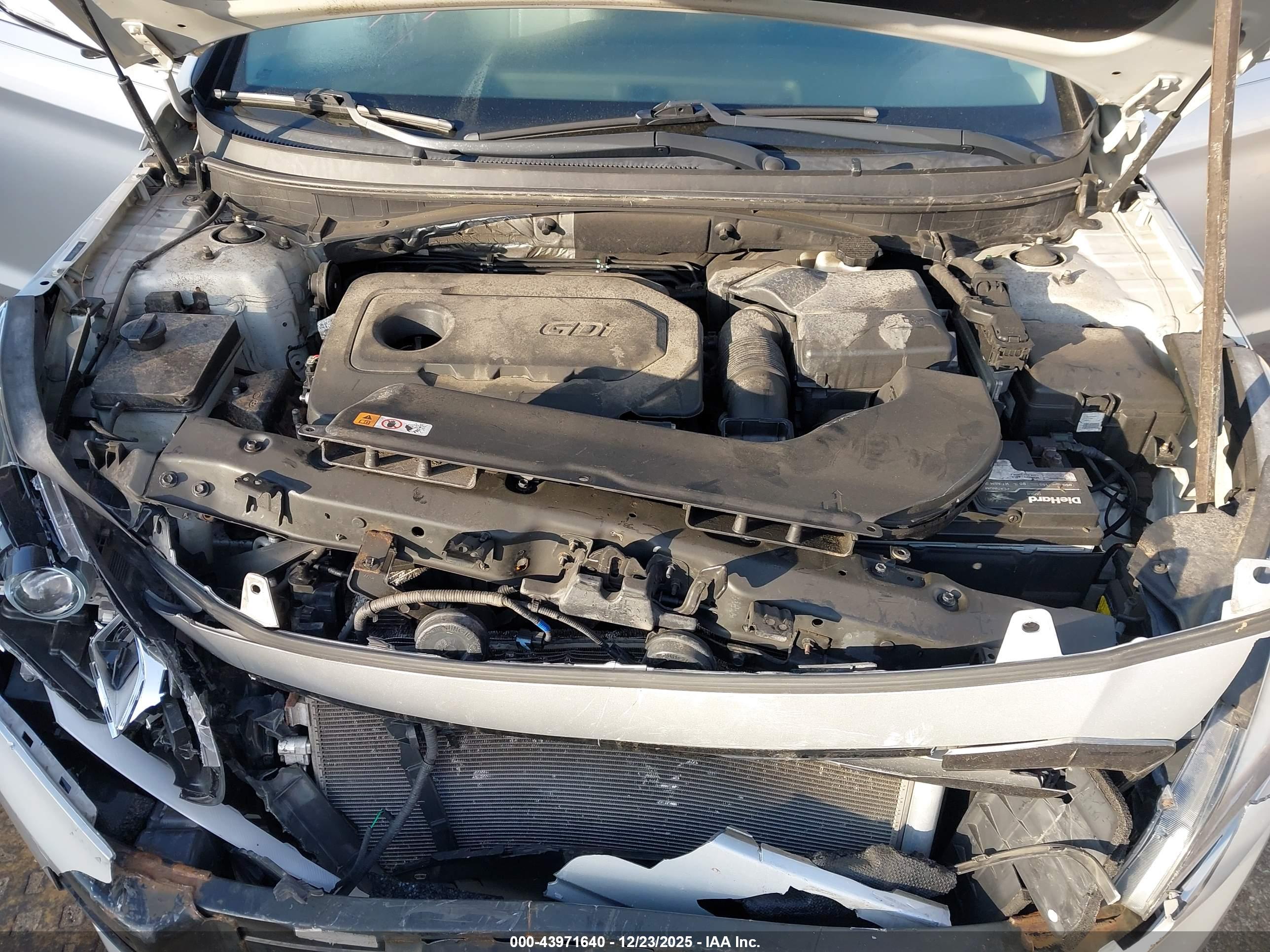 HYUNDAI SONATA image 10