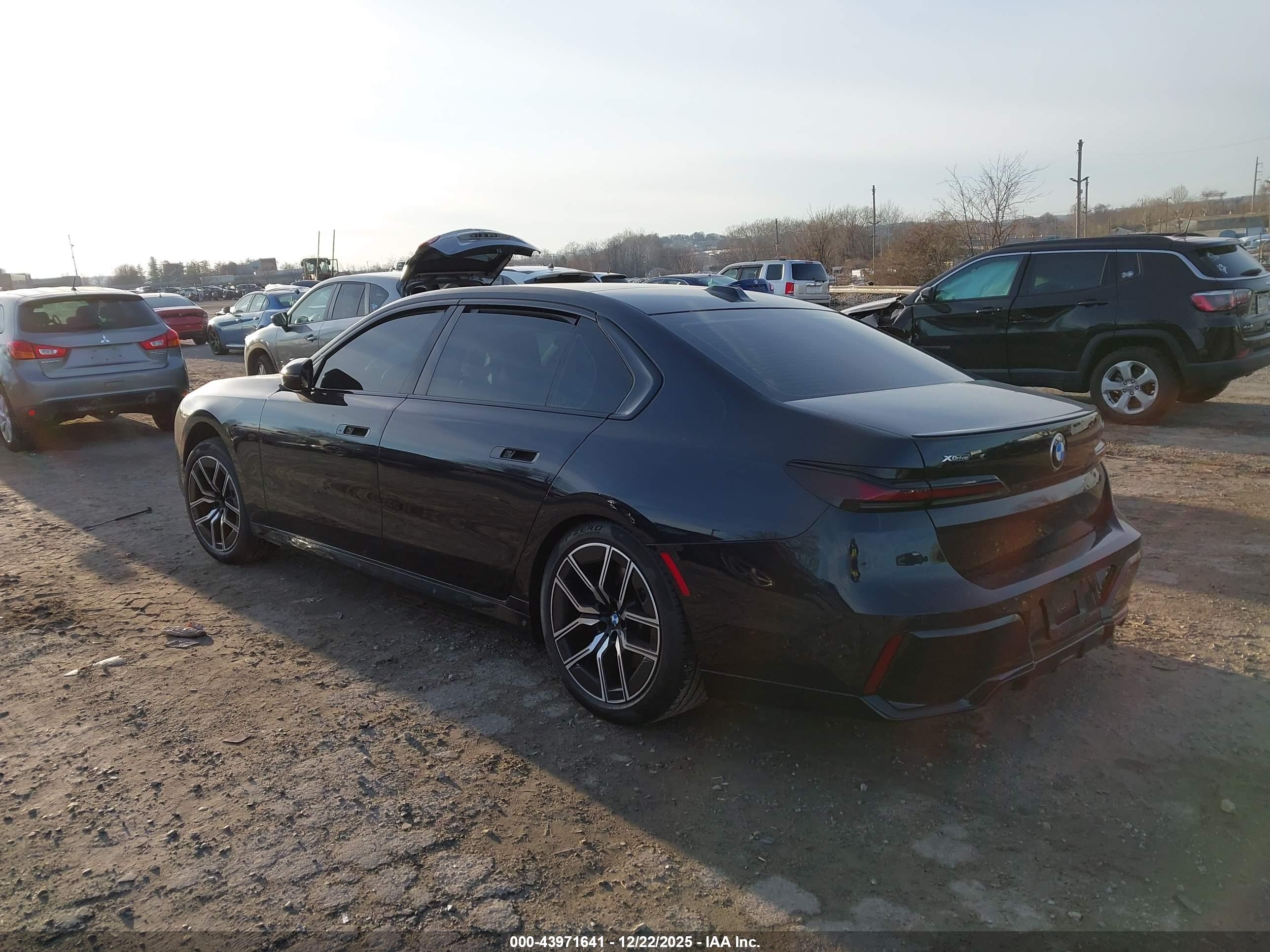 BMW 740I image 3