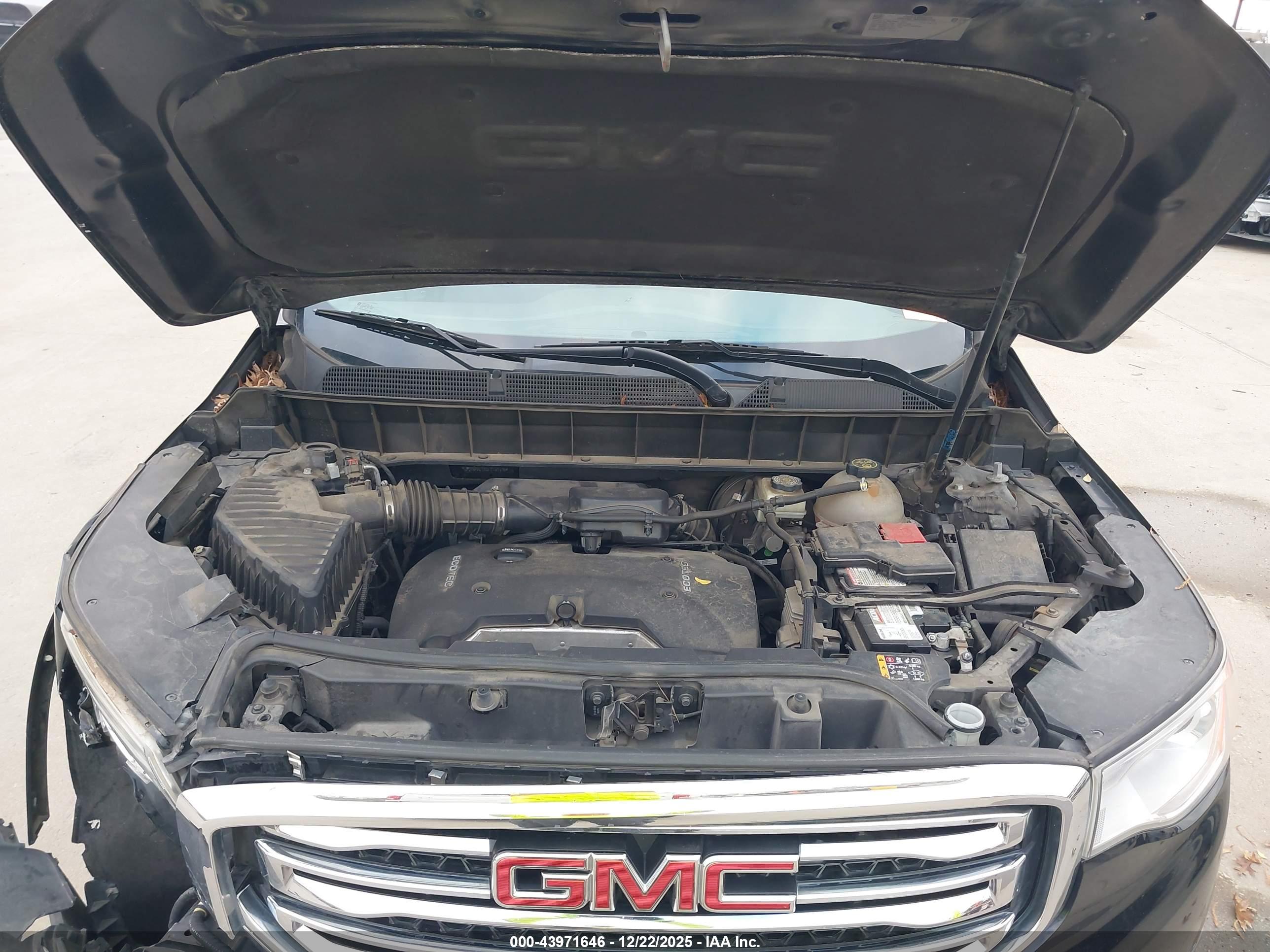 GMC ACADIA image 10