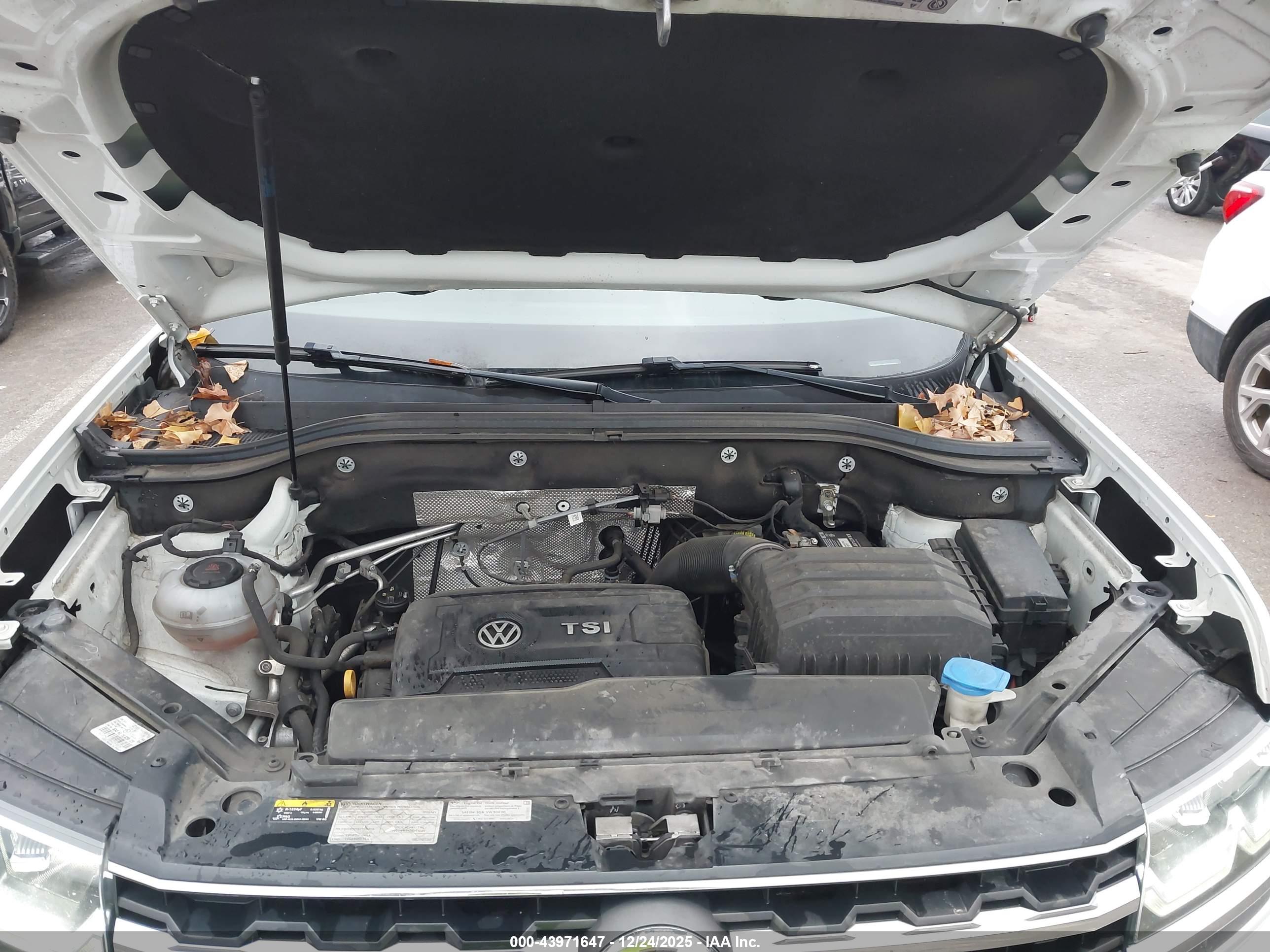 VOLKSWAGEN ATLAS image 10