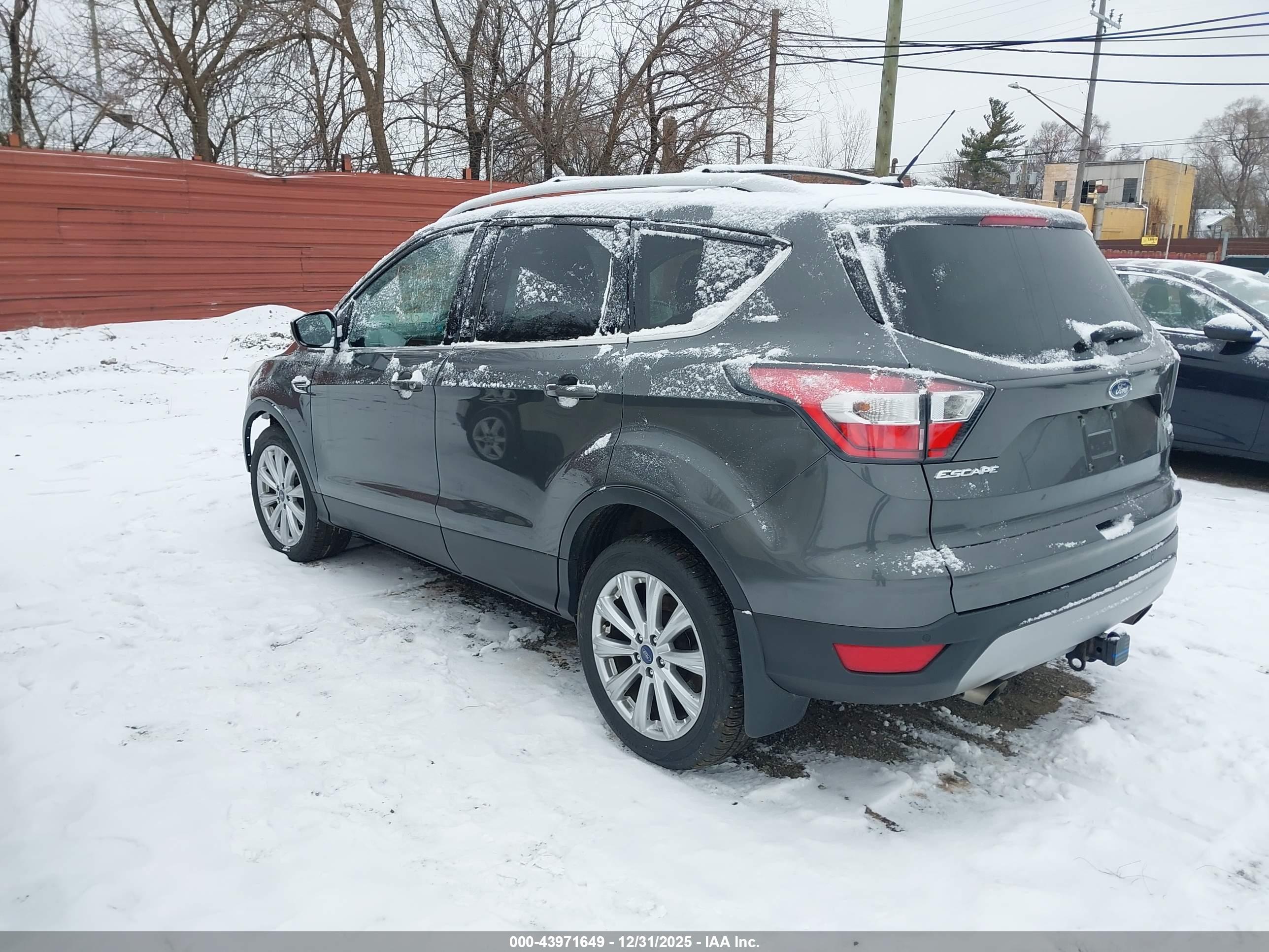FORD ESCAPE image 3