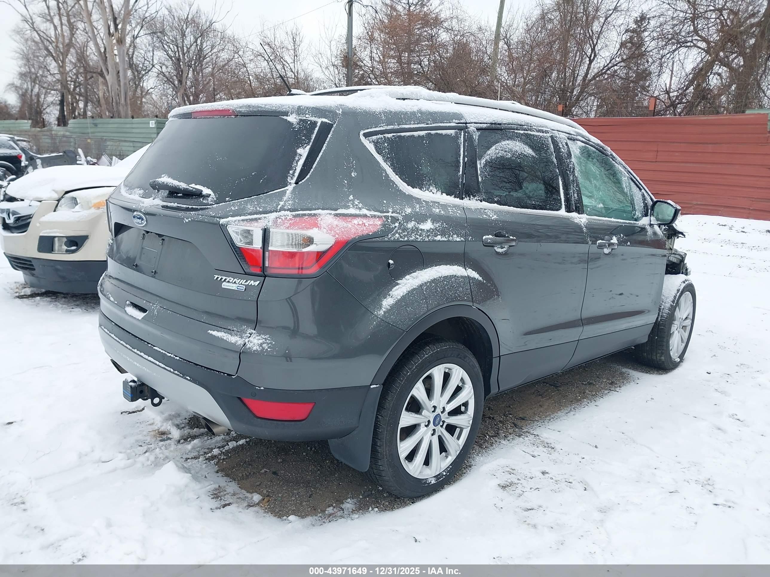FORD ESCAPE image 4
