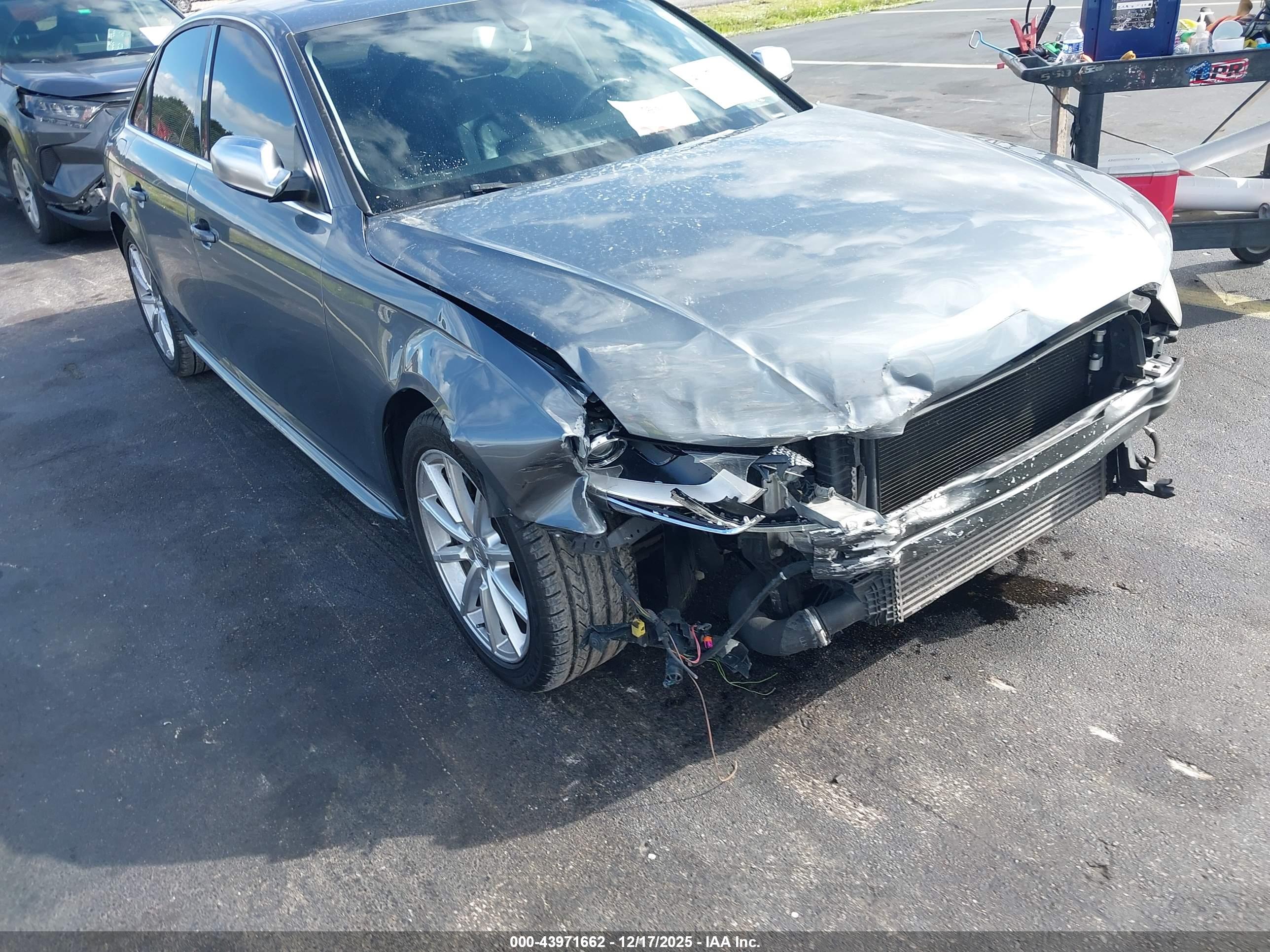 AUDI A4 image 6