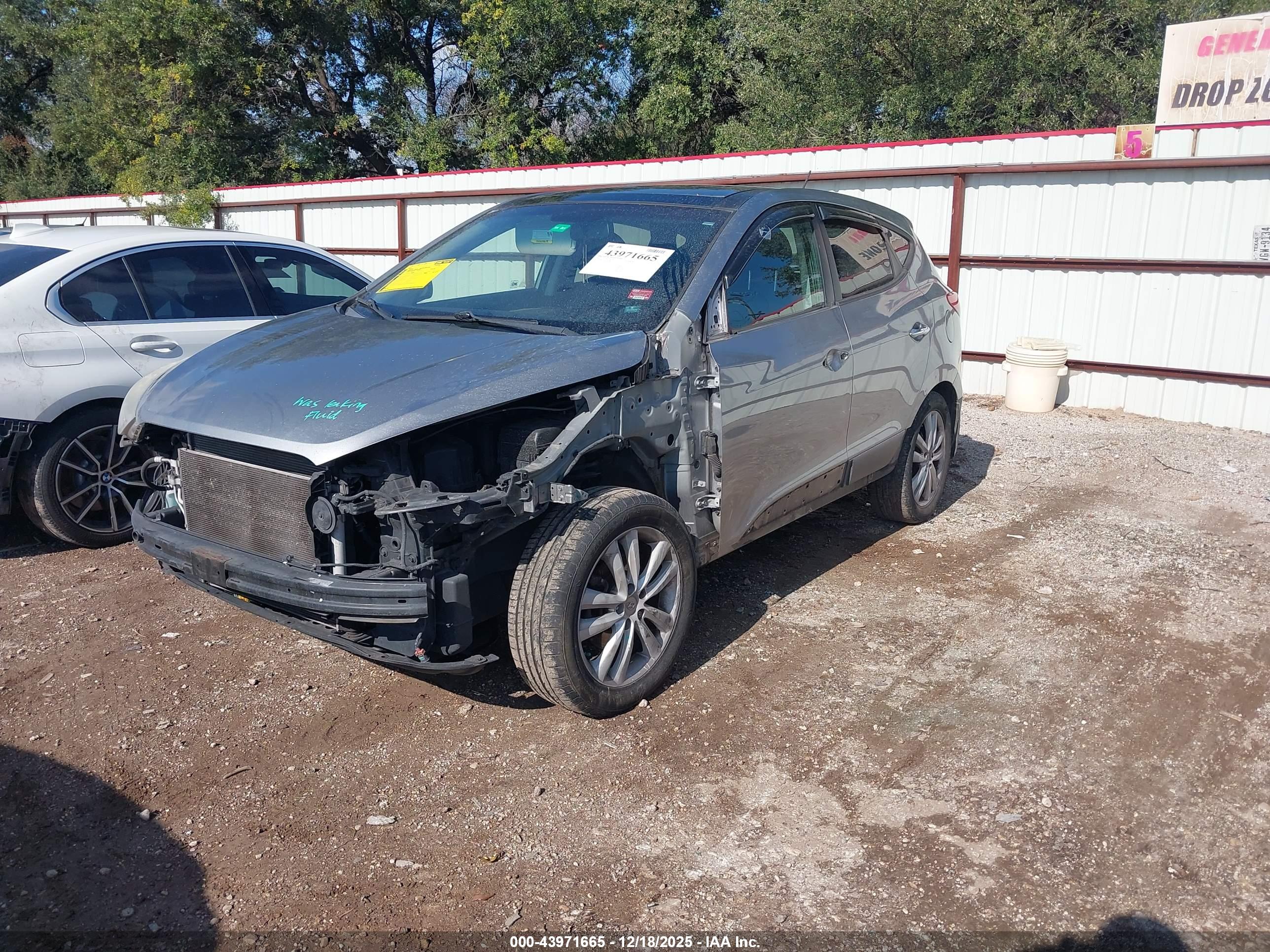 HYUNDAI TUCSON image 2