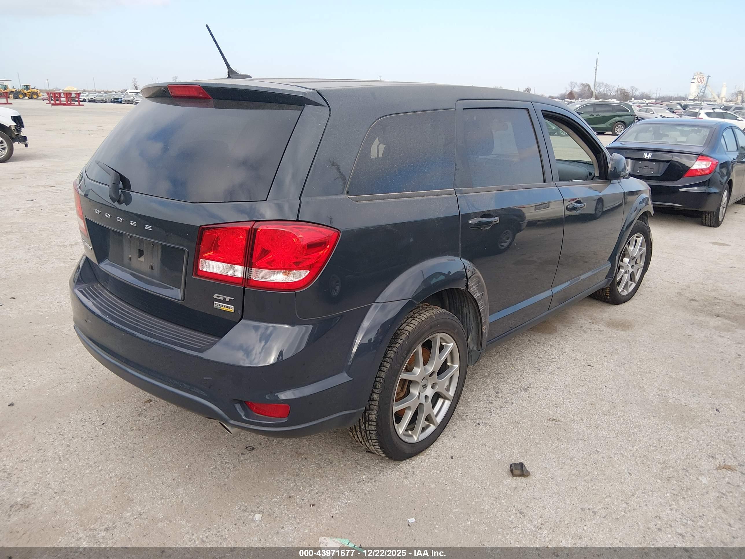 DODGE JOURNEY image 4