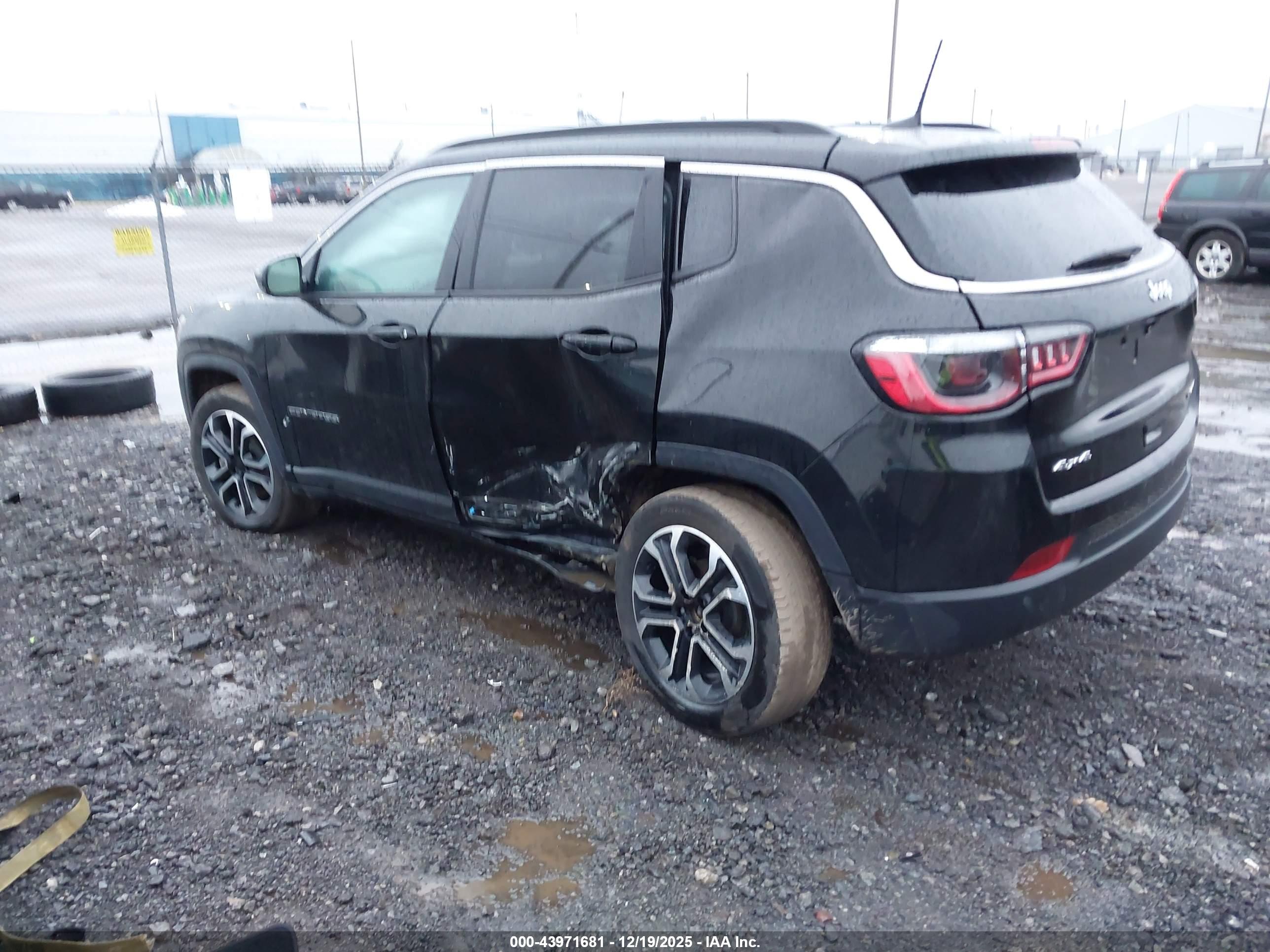 JEEP COMPASS image 3