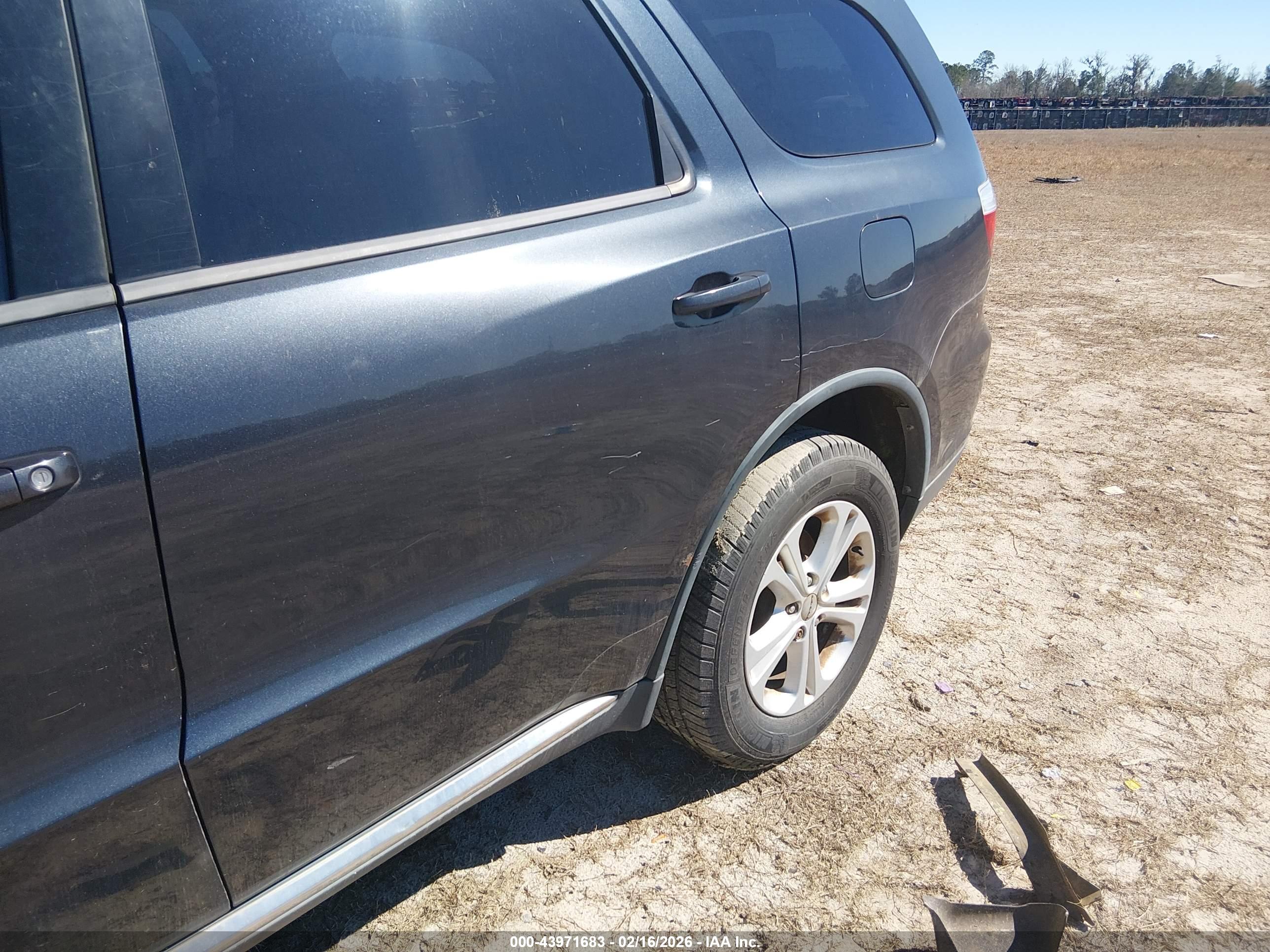DODGE DURANGO image 6
