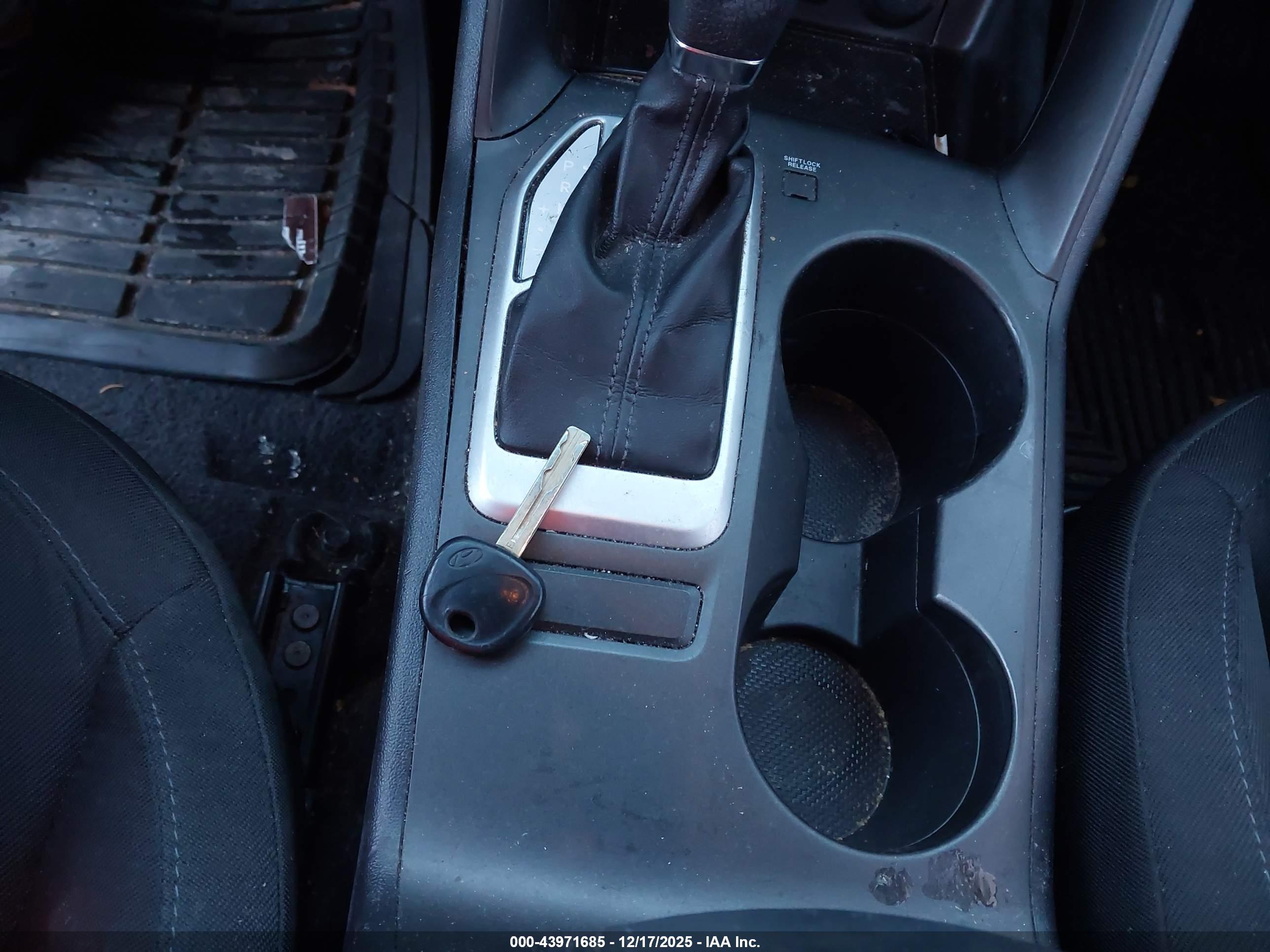 HYUNDAI TUCSON image 11