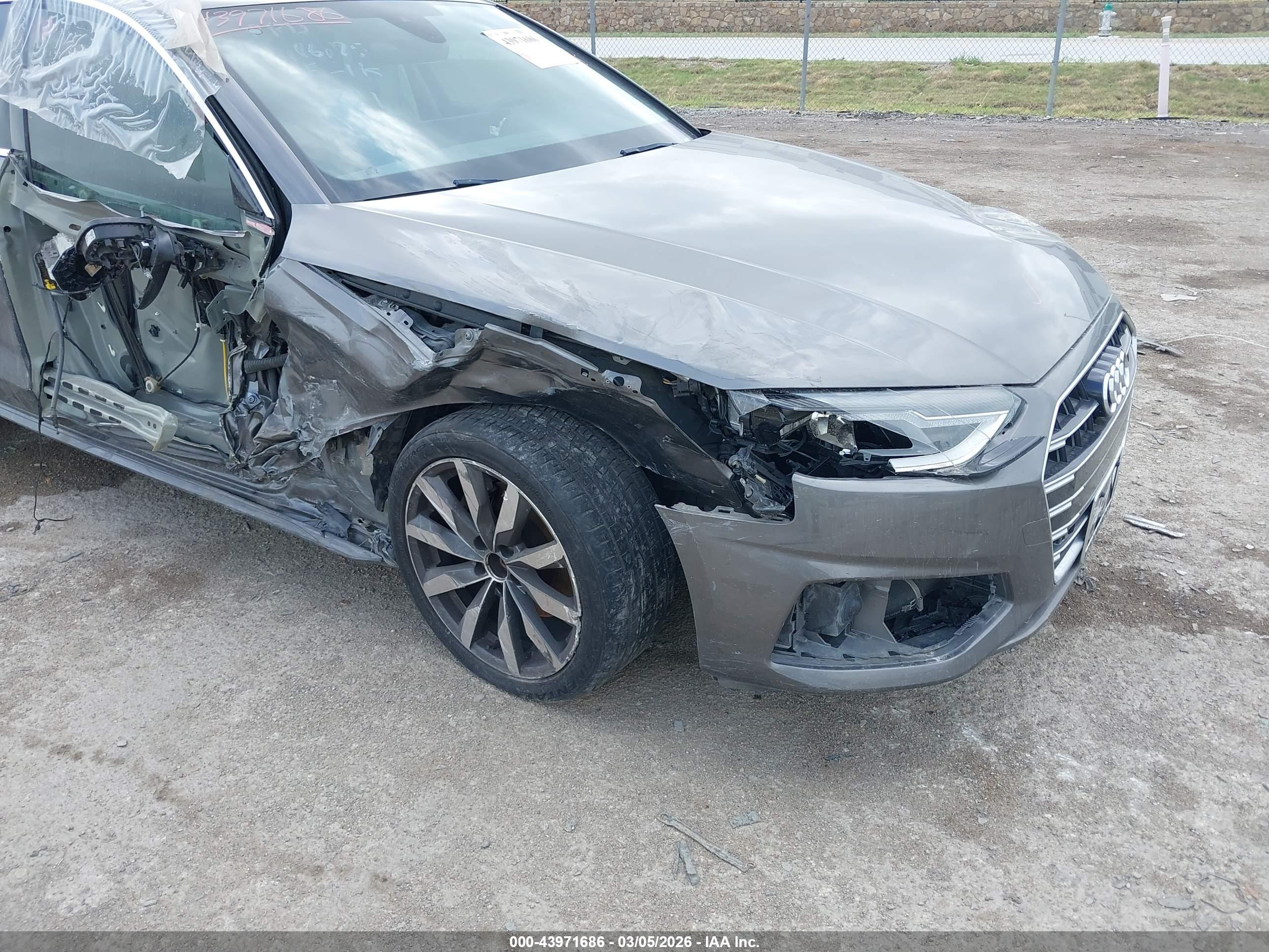 AUDI A4 image 6