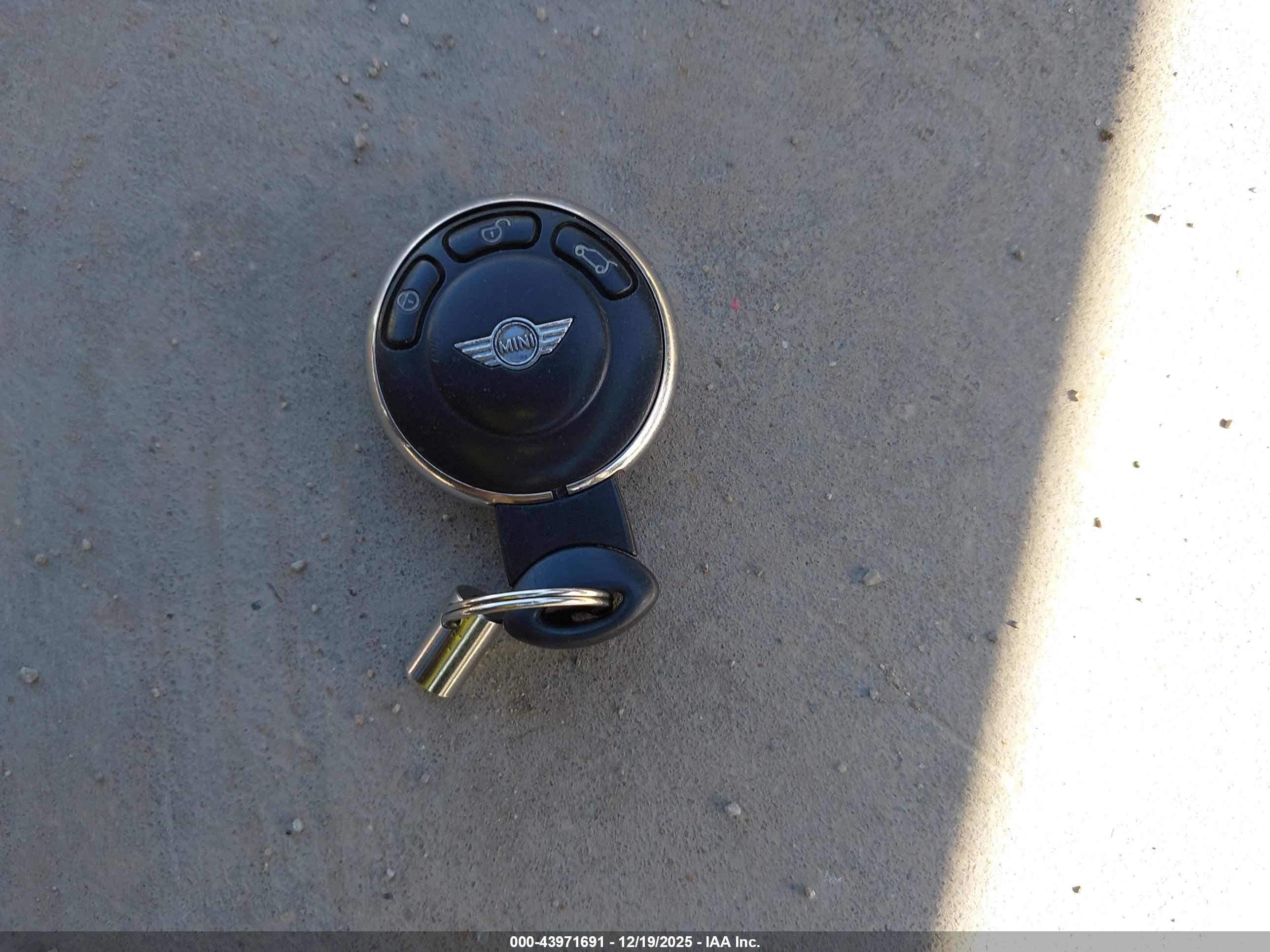 MINI HARDTOP image 11
