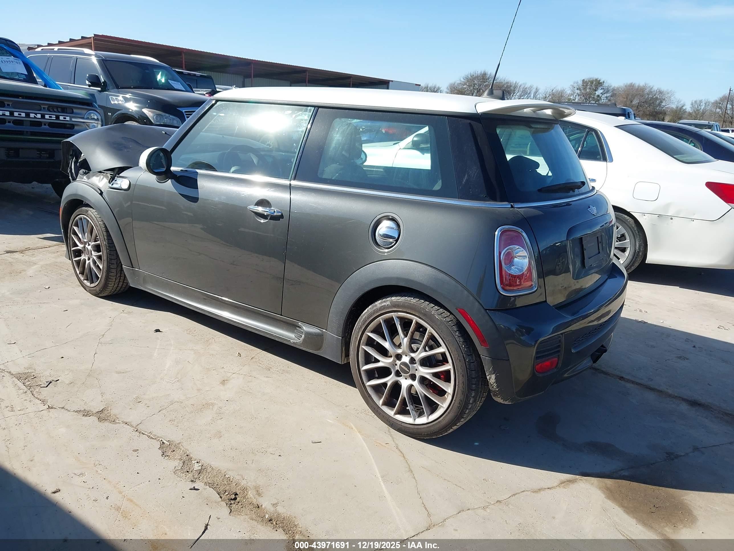 MINI HARDTOP image 3