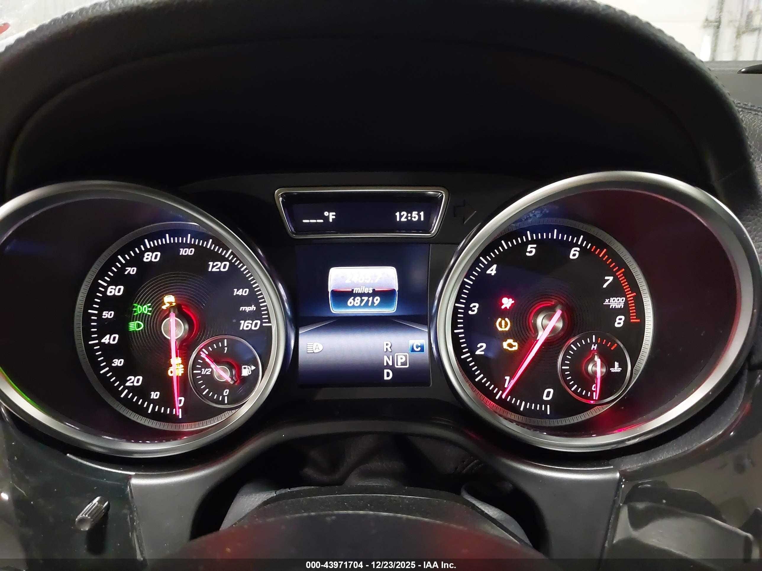 MERCEDES-BENZ GLS image 7