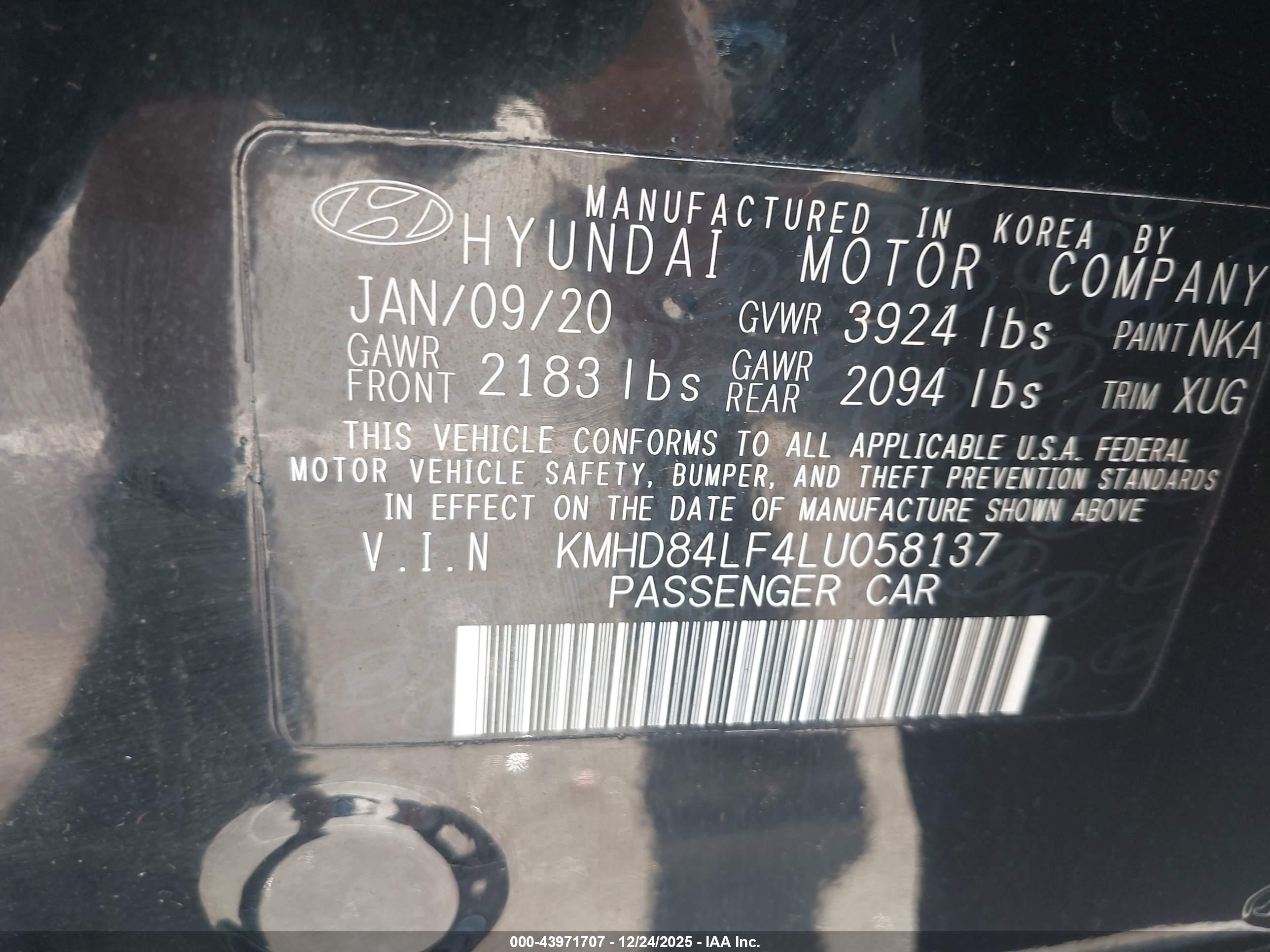 HYUNDAI ELANTRA image 9