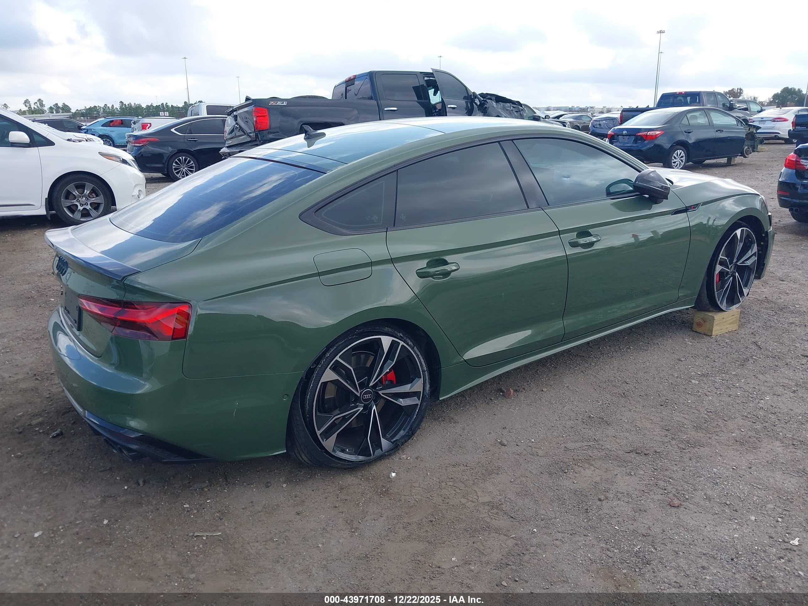 AUDI S5 image 4