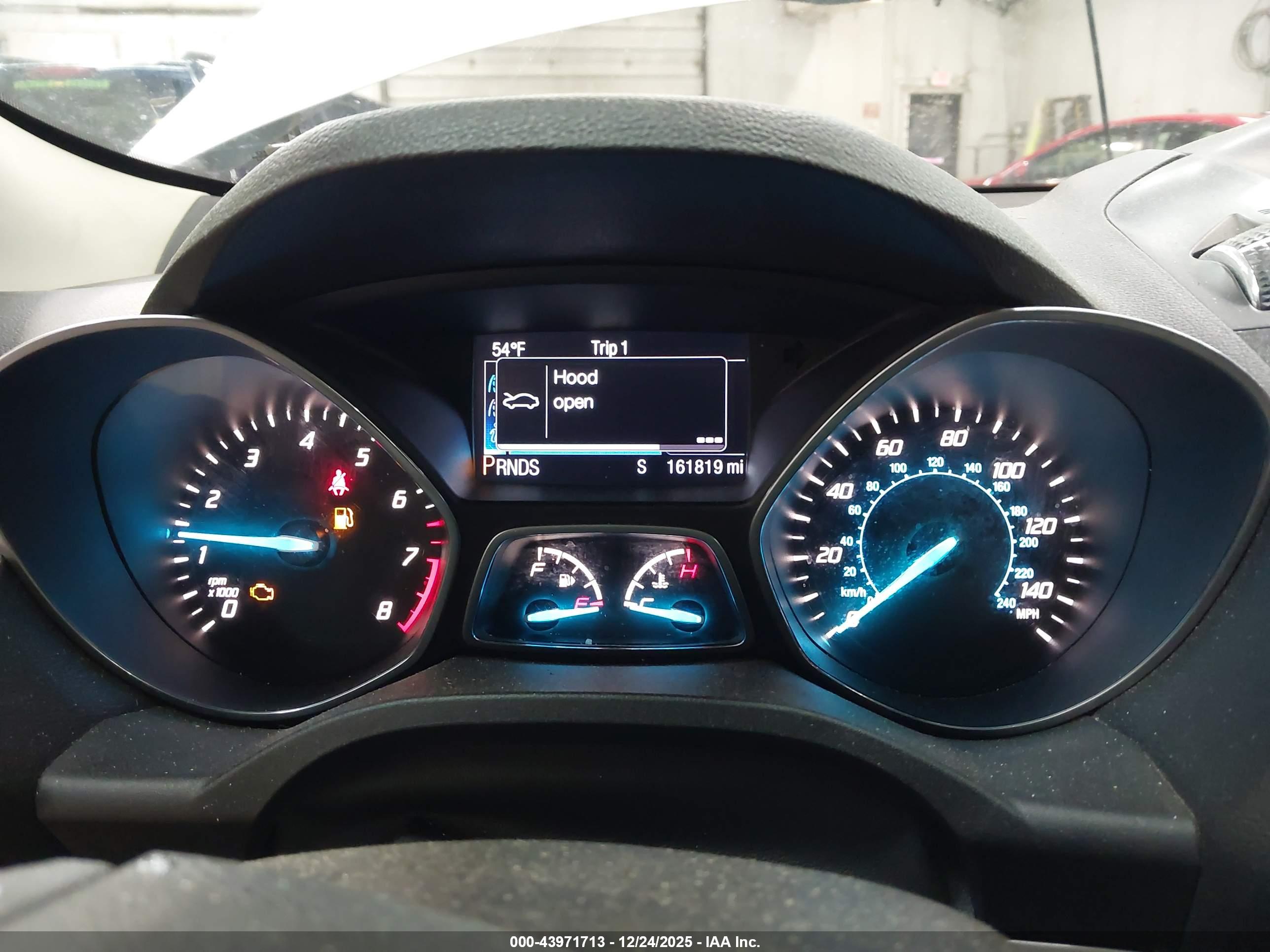 FORD ESCAPE image 7