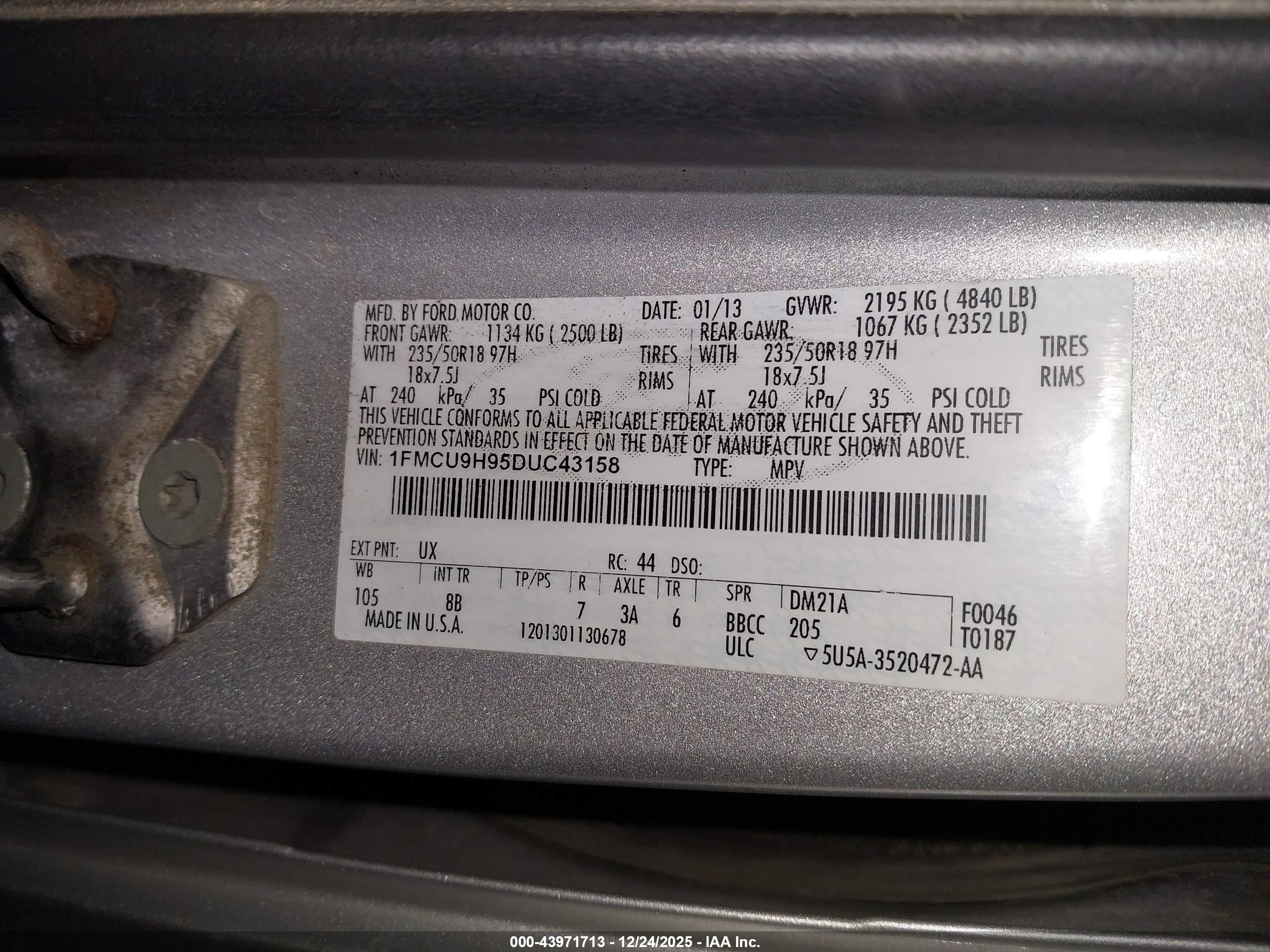 FORD ESCAPE image 9