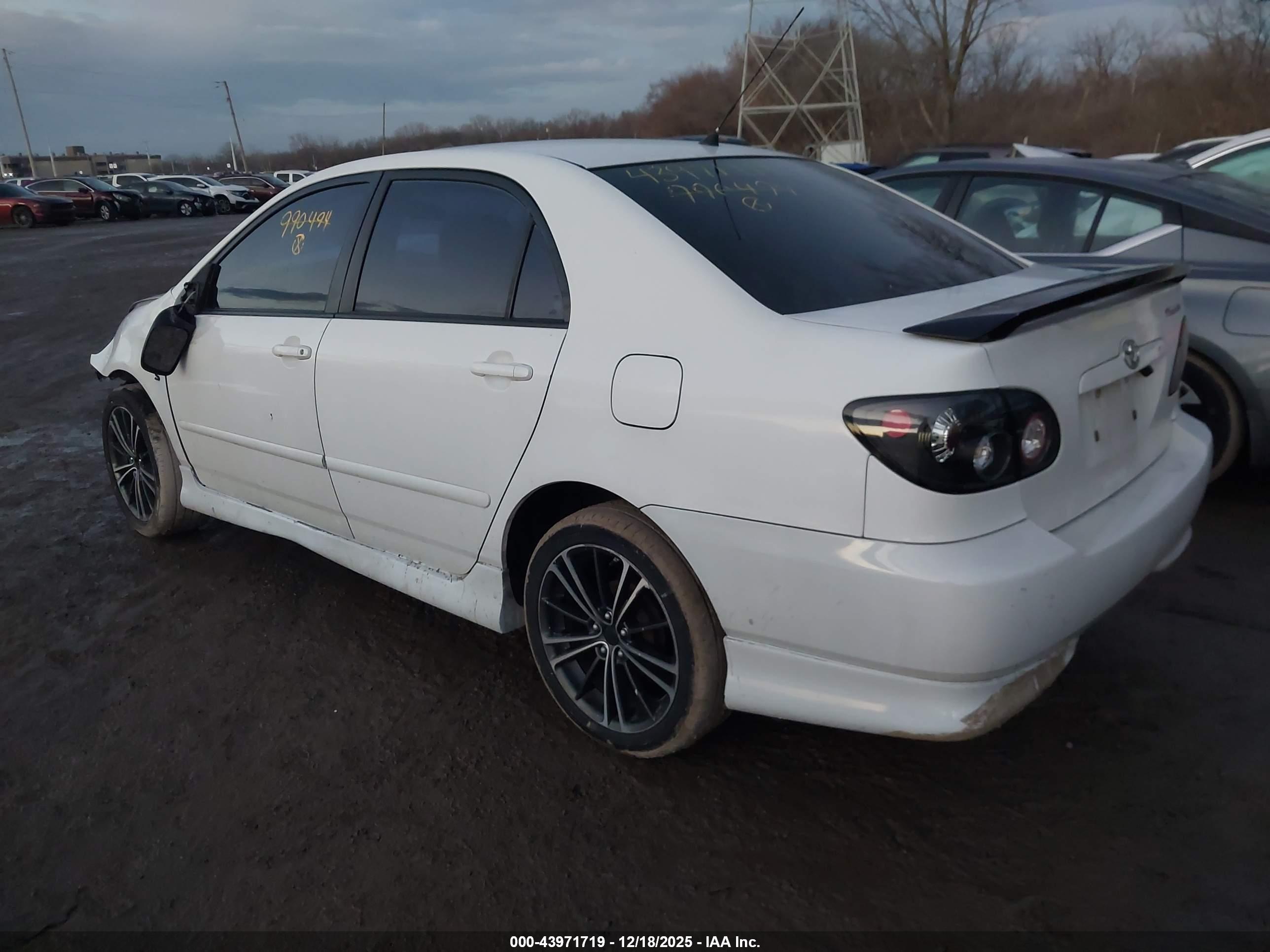 TOYOTA COROLLA image 3