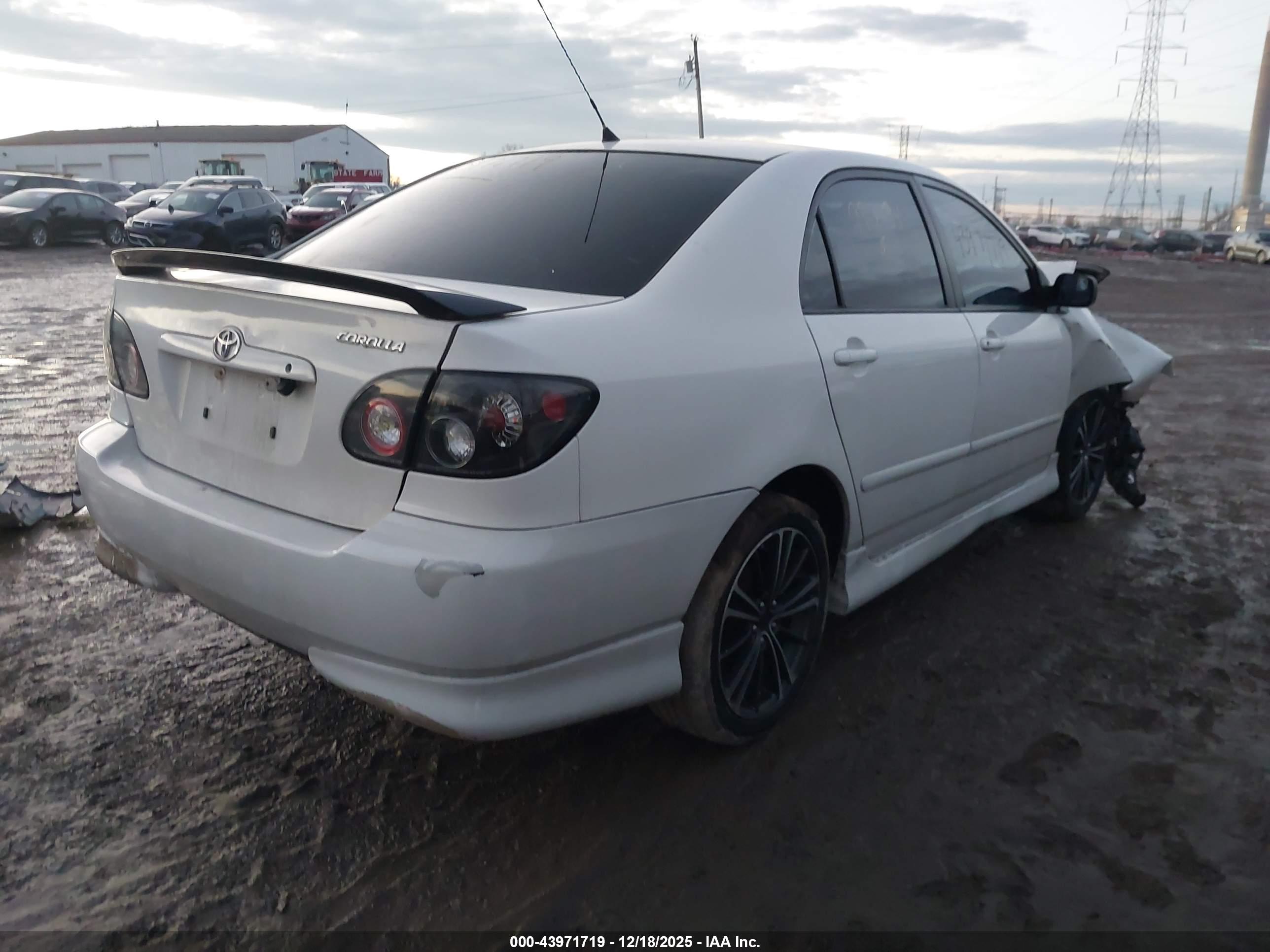 TOYOTA COROLLA image 4
