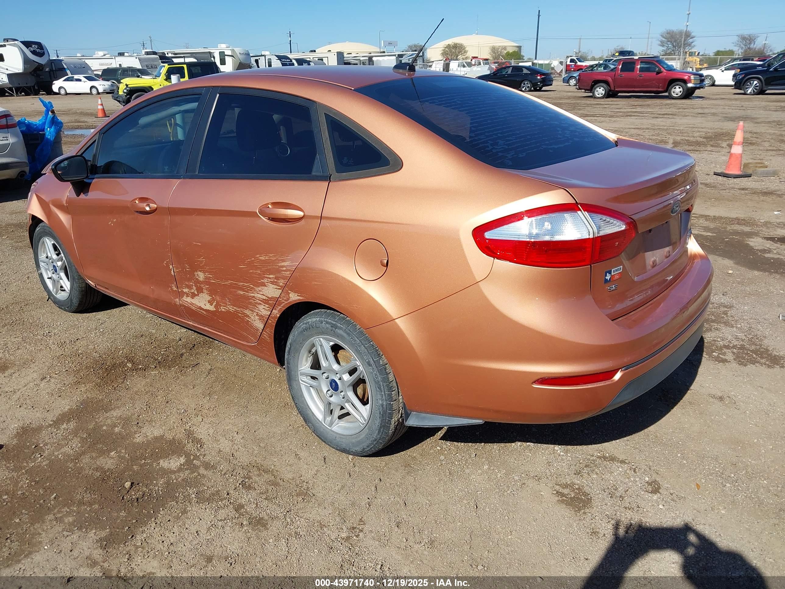 FORD FIESTA image 3