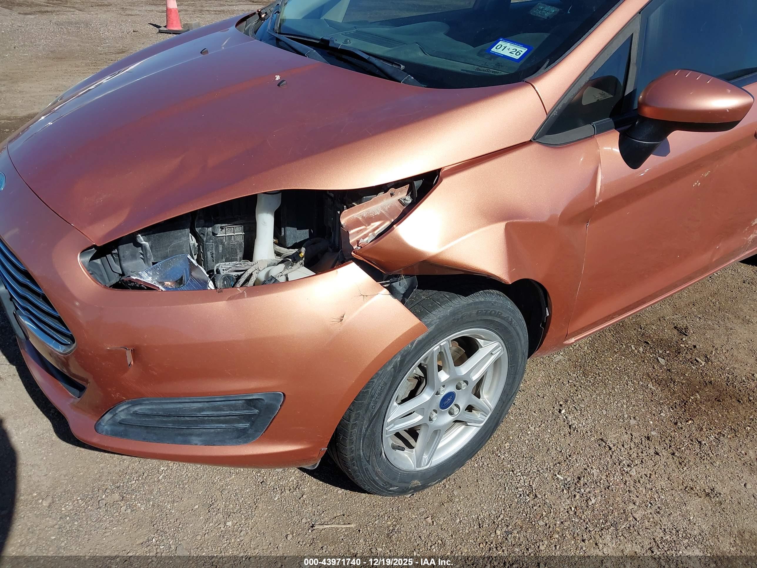 FORD FIESTA image 6