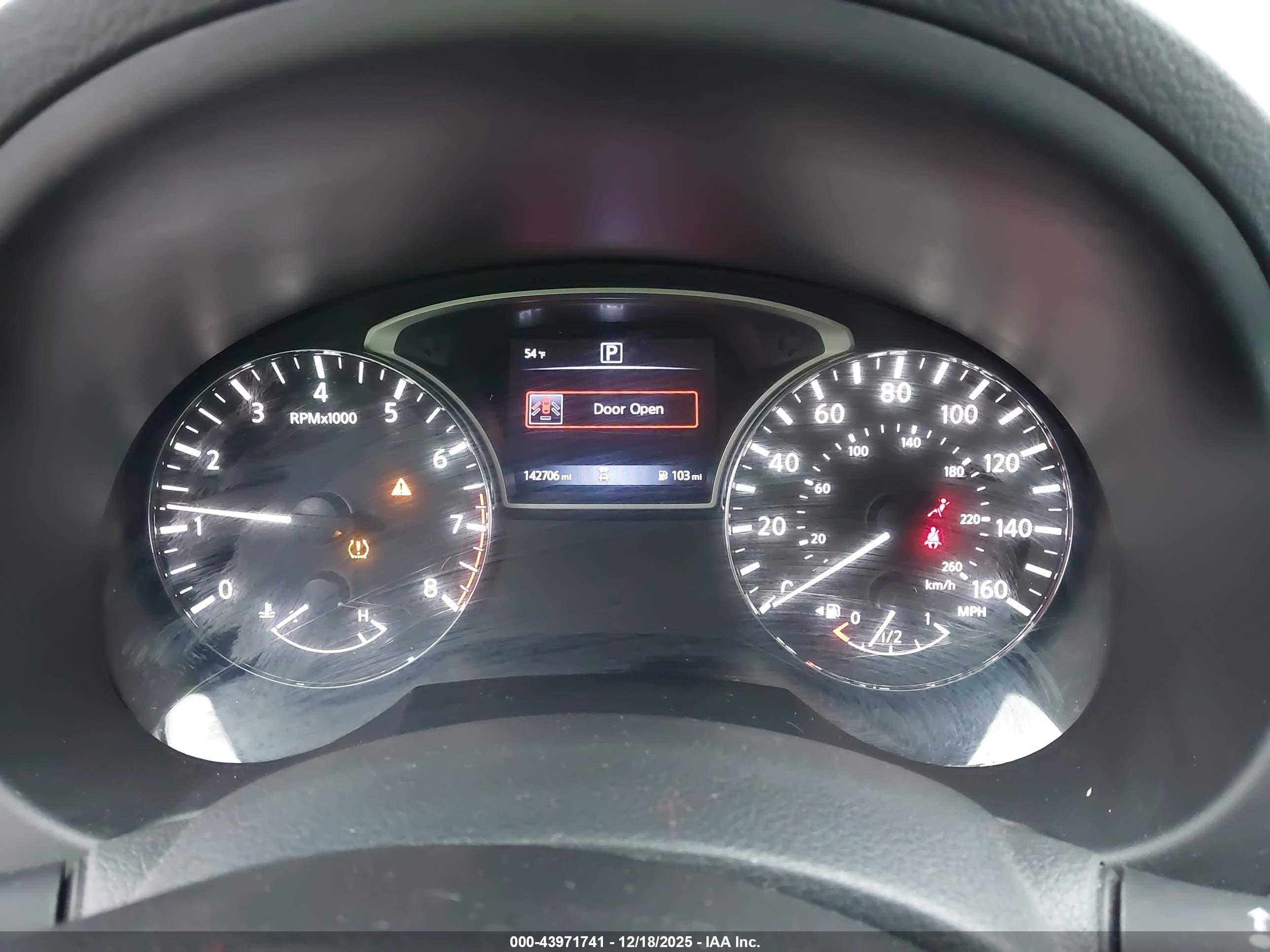 NISSAN ALTIMA image 7