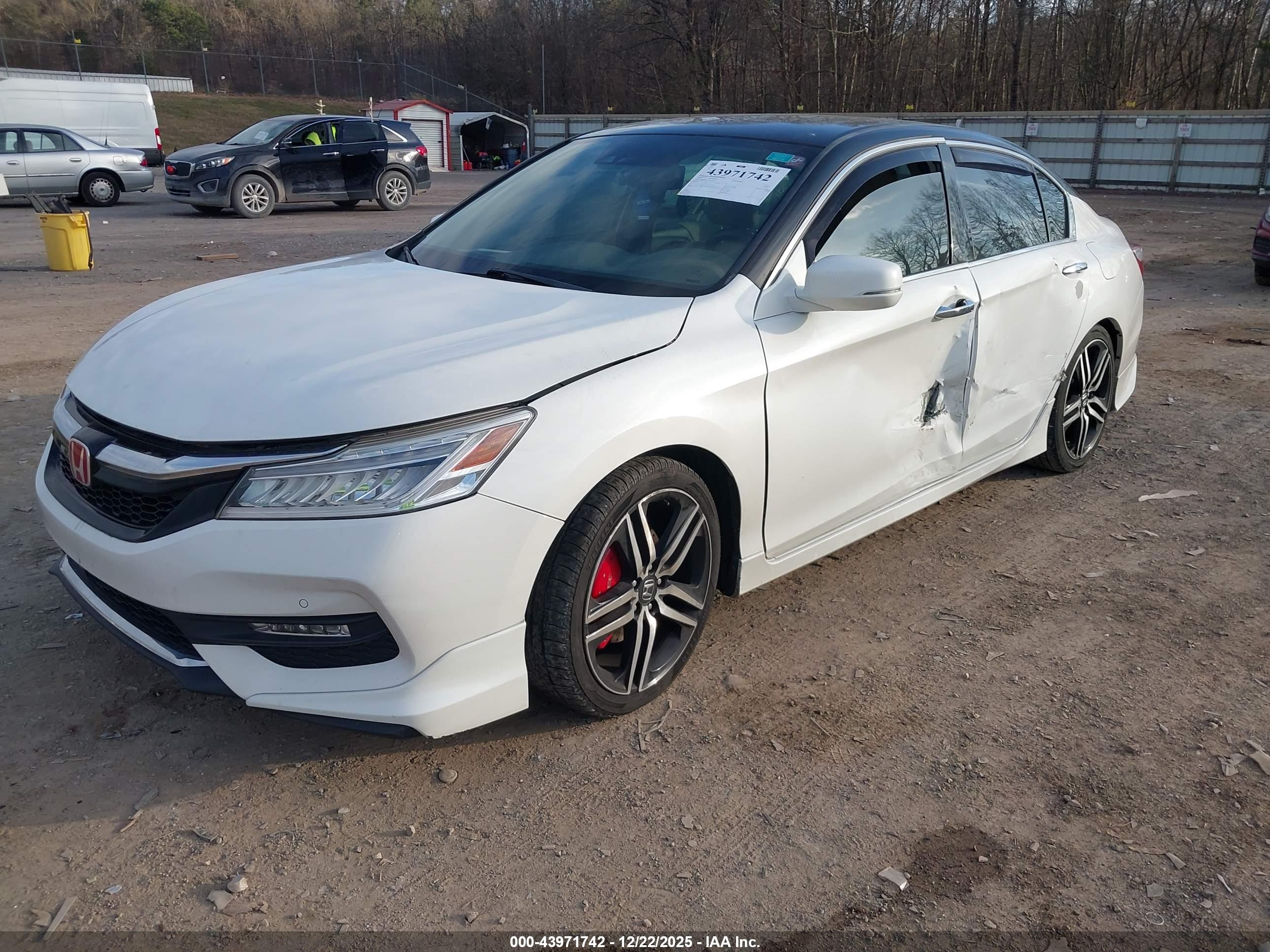 HONDA ACCORD image 2