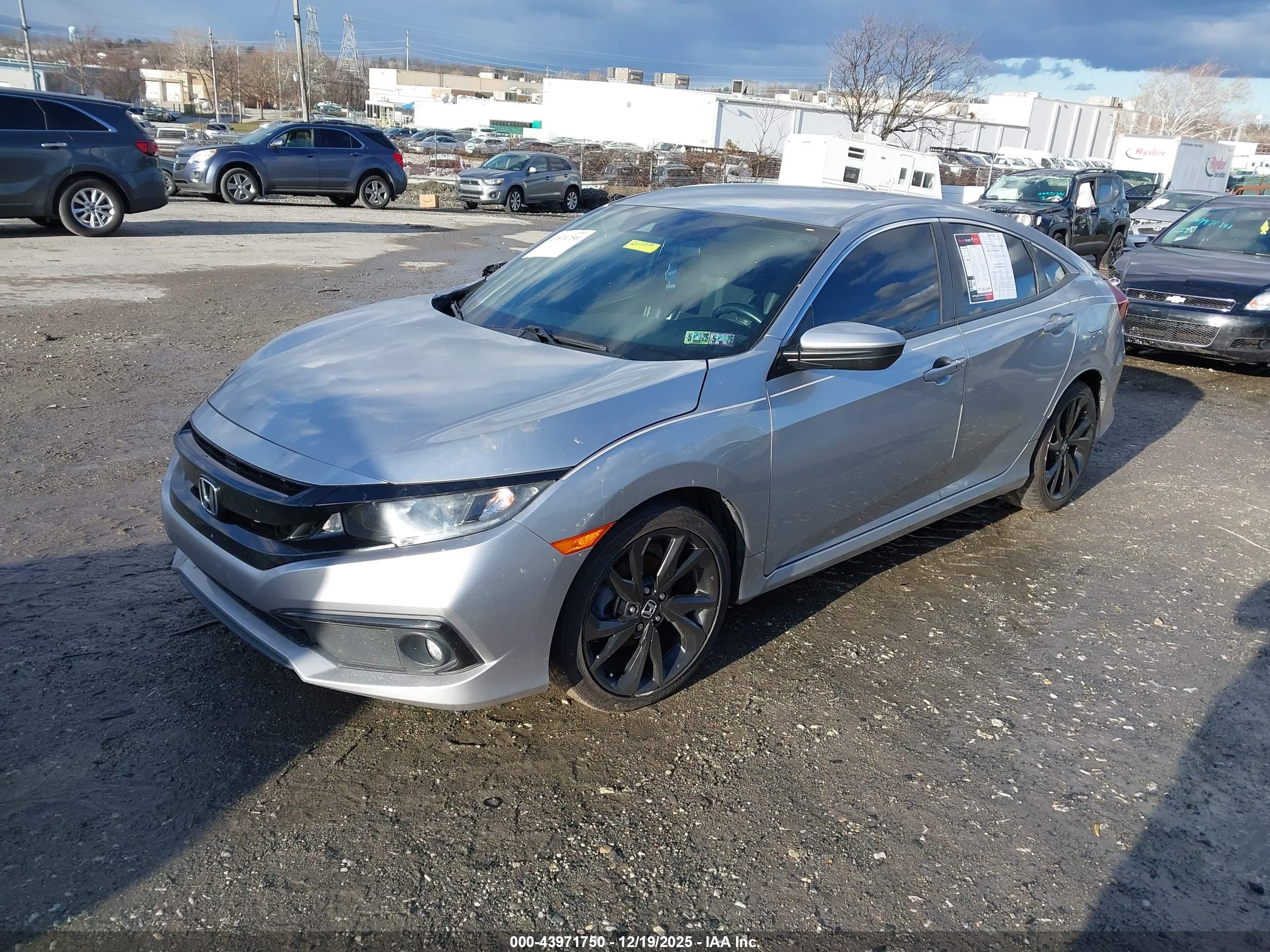 HONDA CIVIC image 2