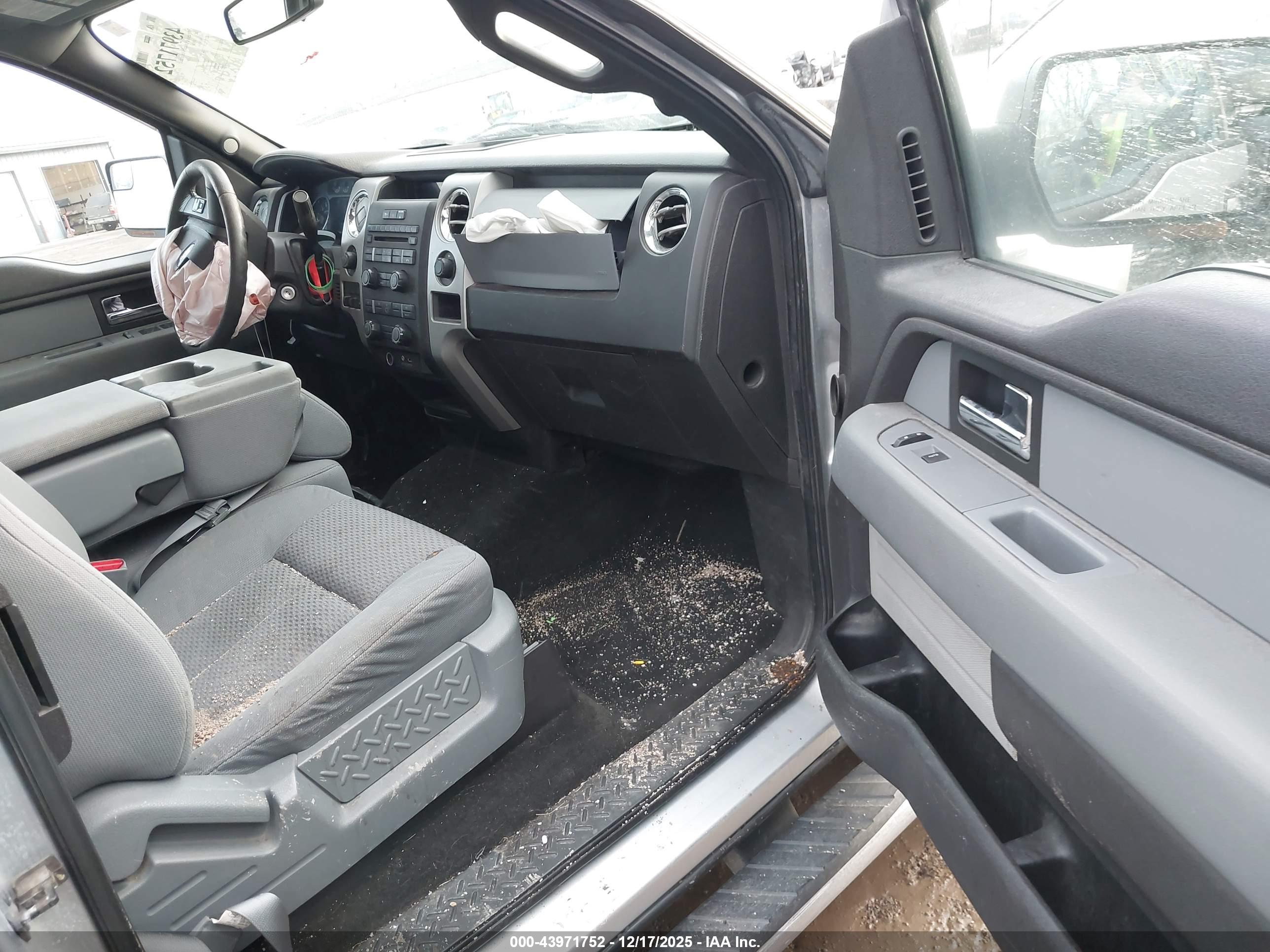 FORD F-150 image 5